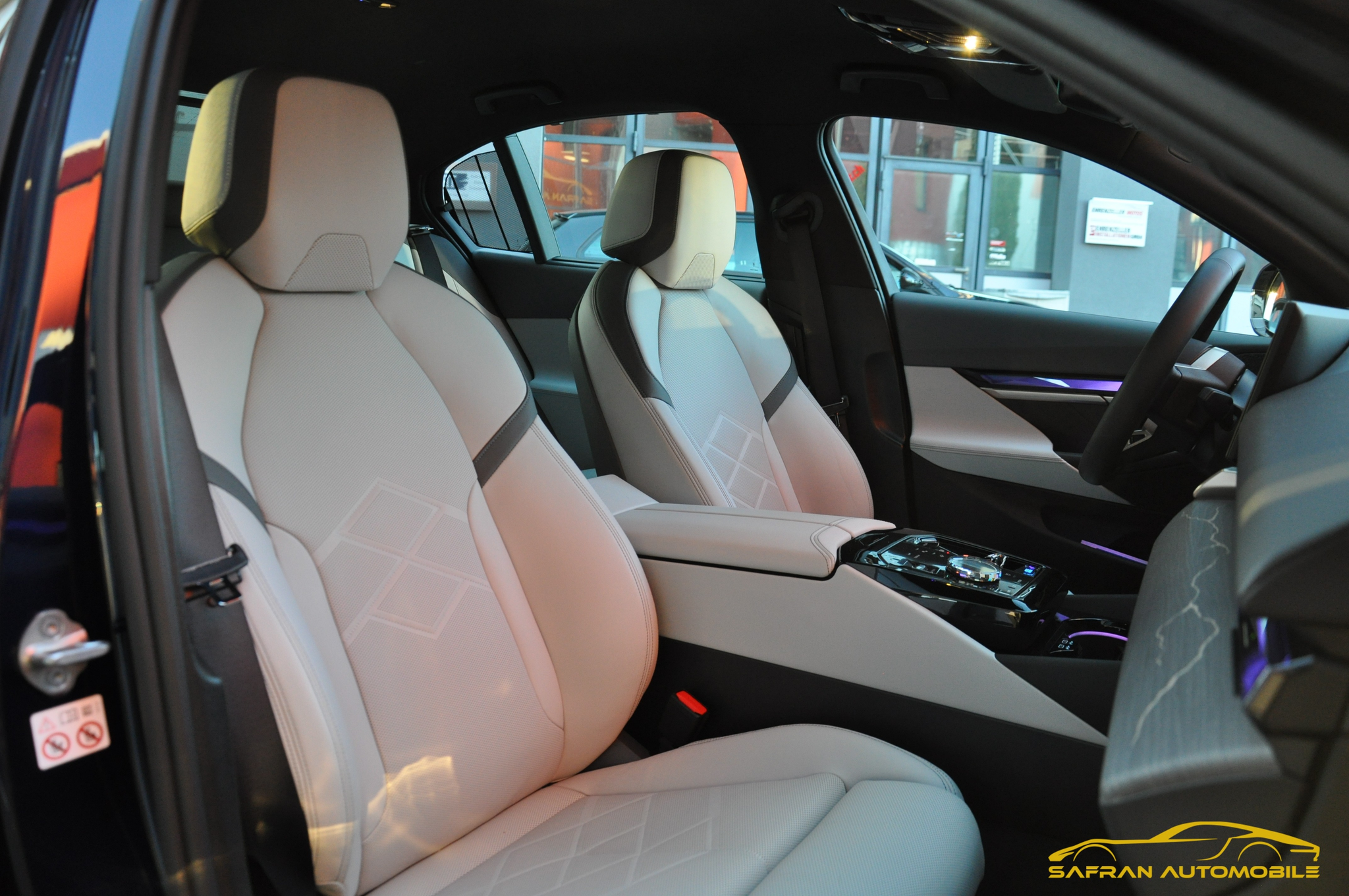 listing desktop thumbnail image 8