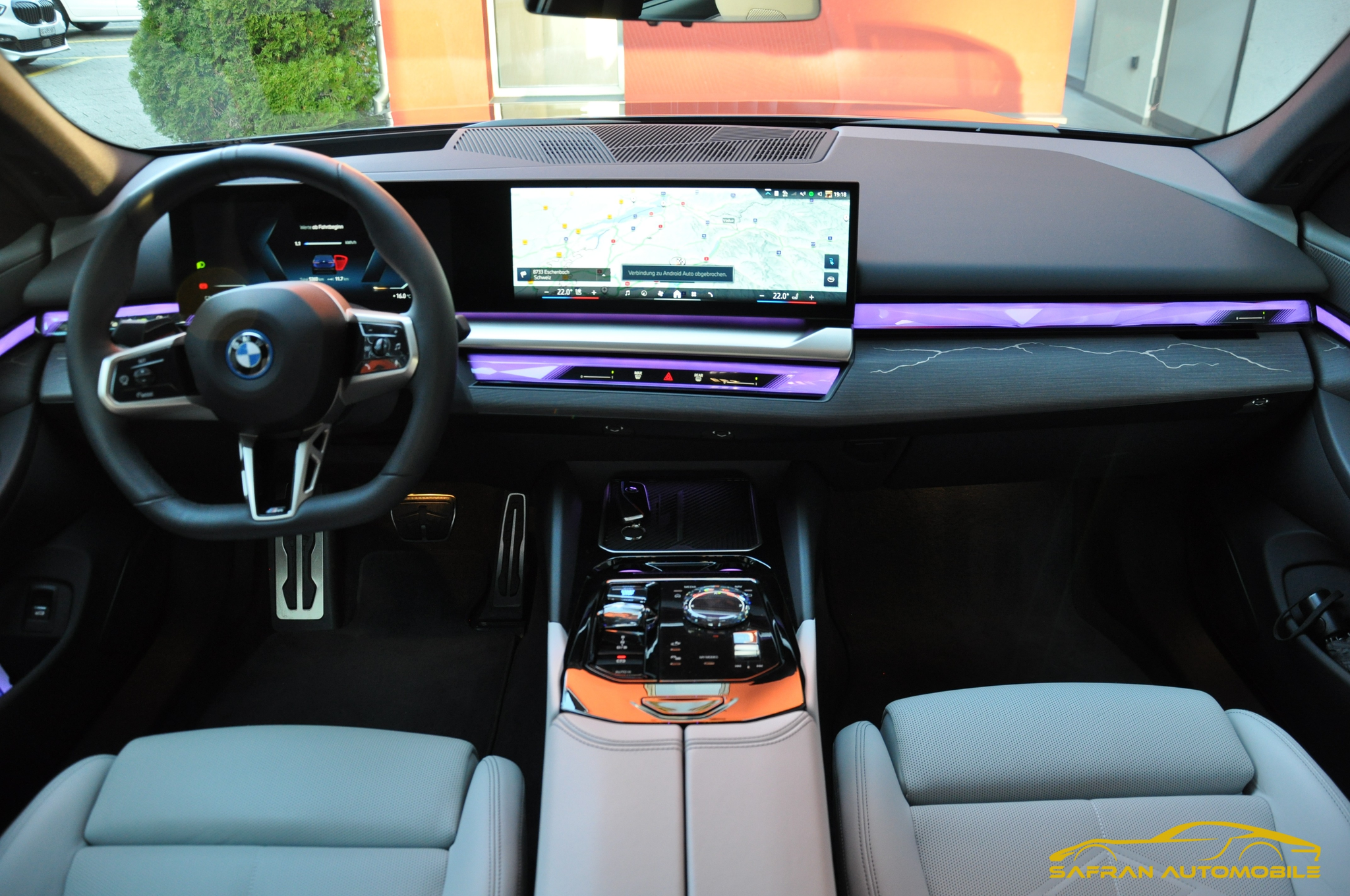 listing desktop thumbnail image 10