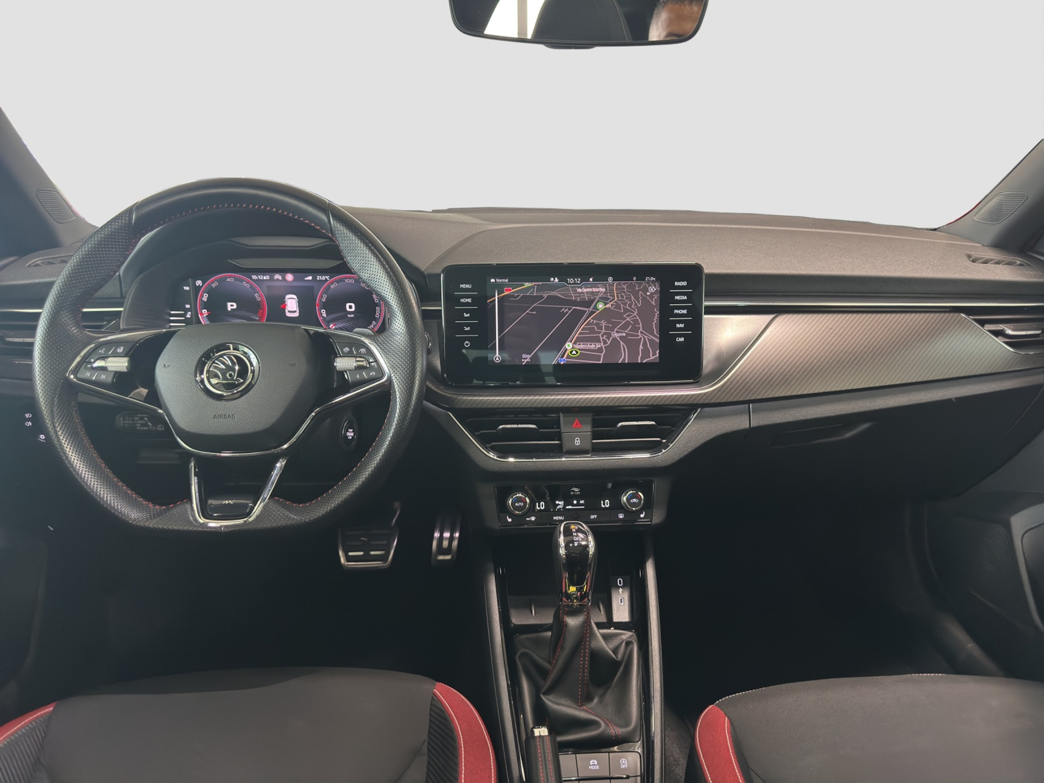 listing desktop thumbnail image 8