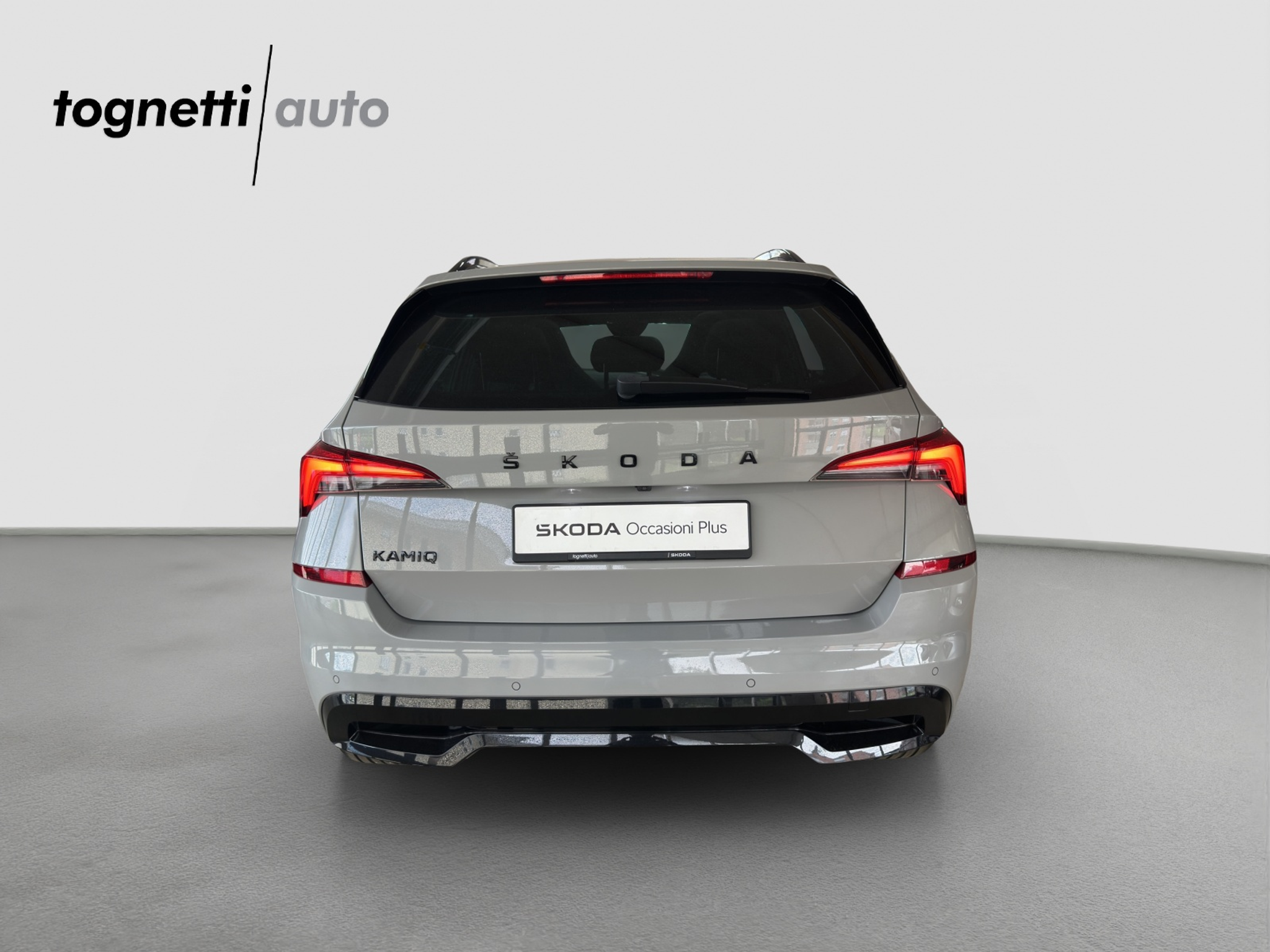 listing desktop thumbnail image 5