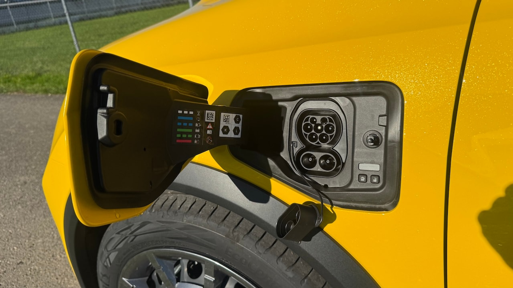 listing desktop thumbnail image 6