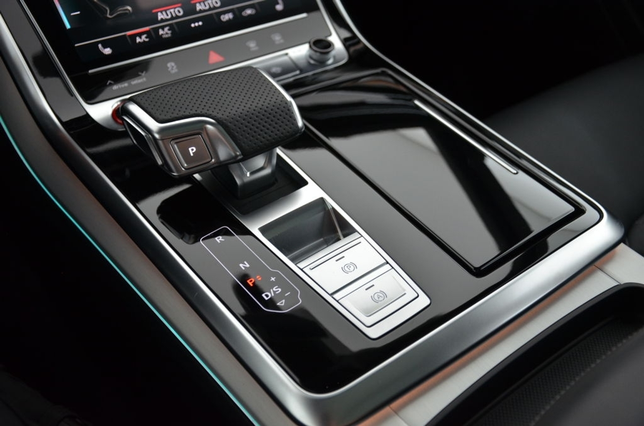 listing desktop thumbnail image 23