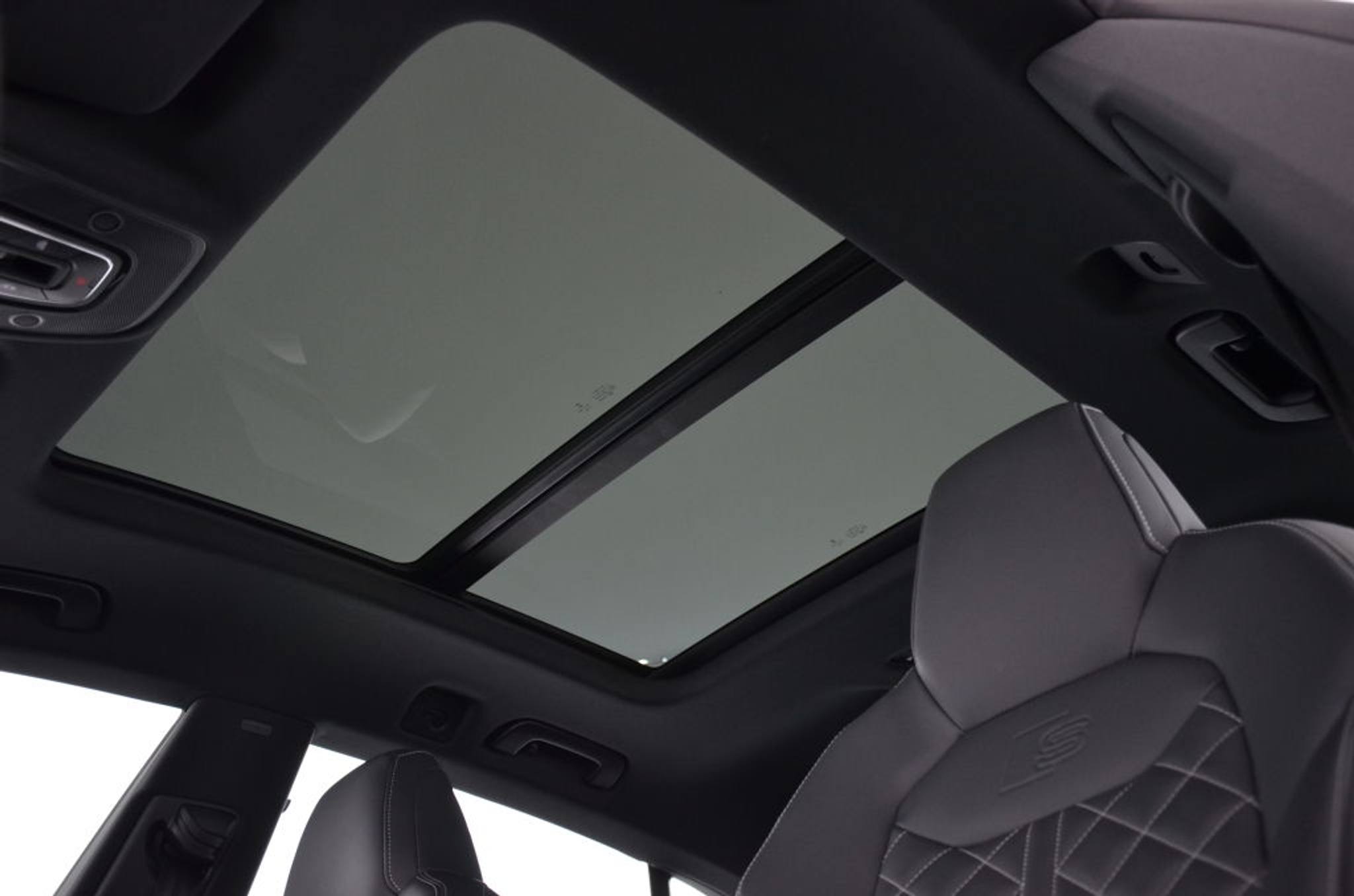 listing desktop thumbnail image 11