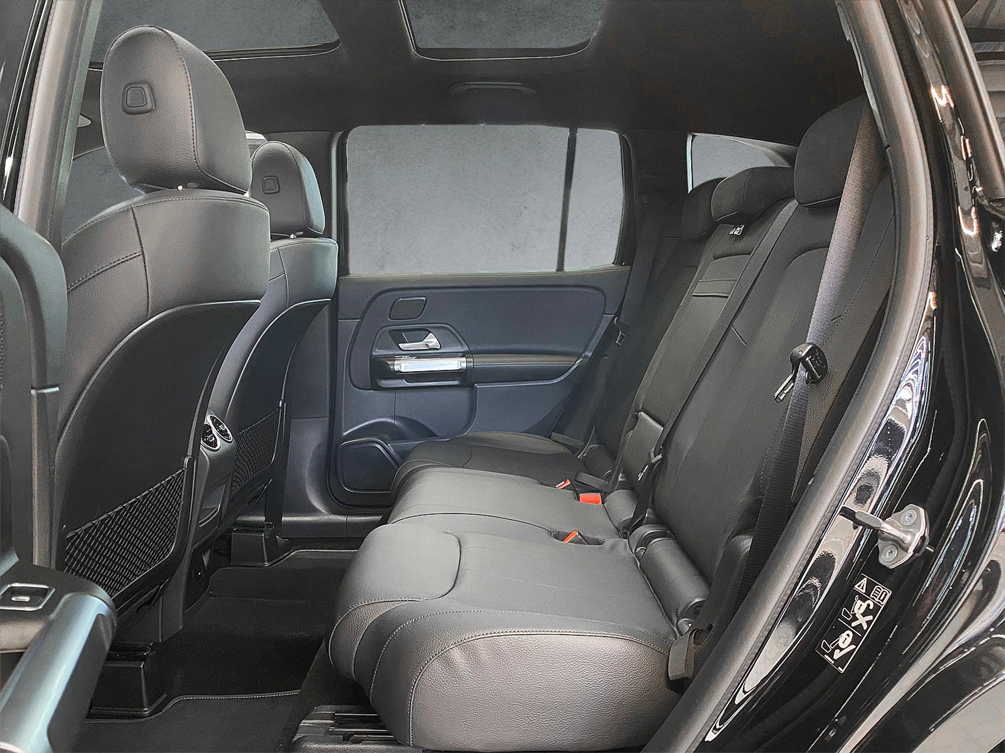 listing desktop thumbnail image 7