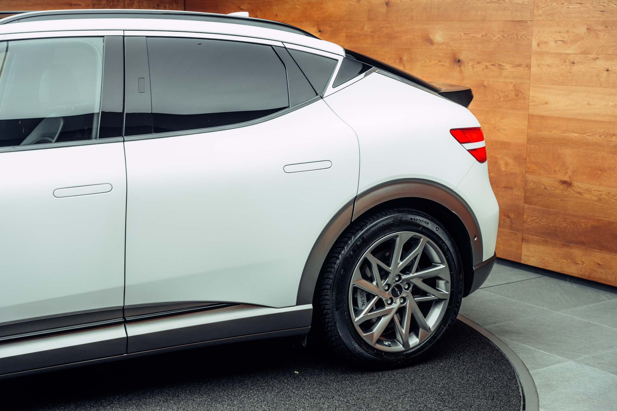 listing desktop thumbnail image 19