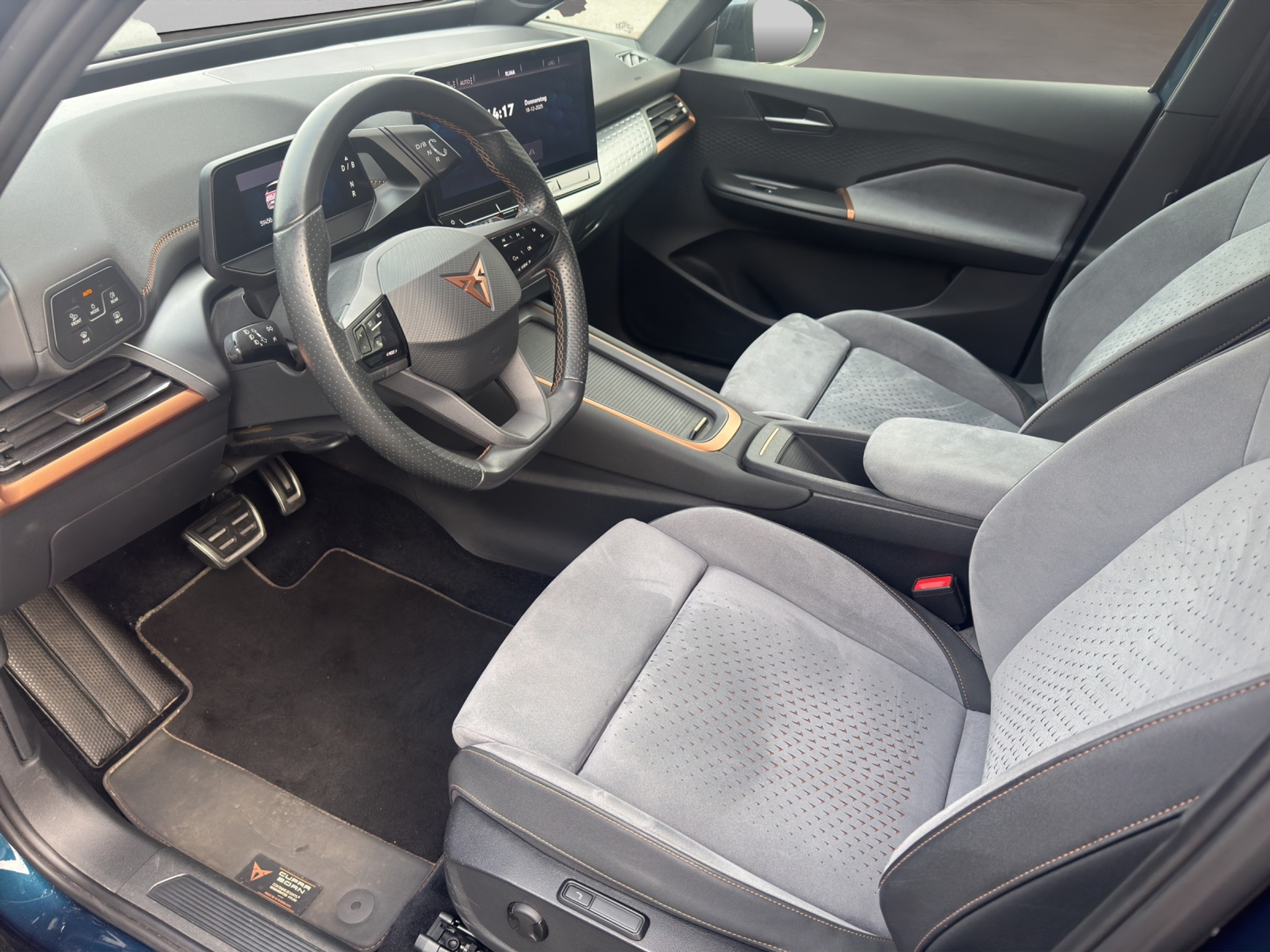 listing desktop thumbnail image 4