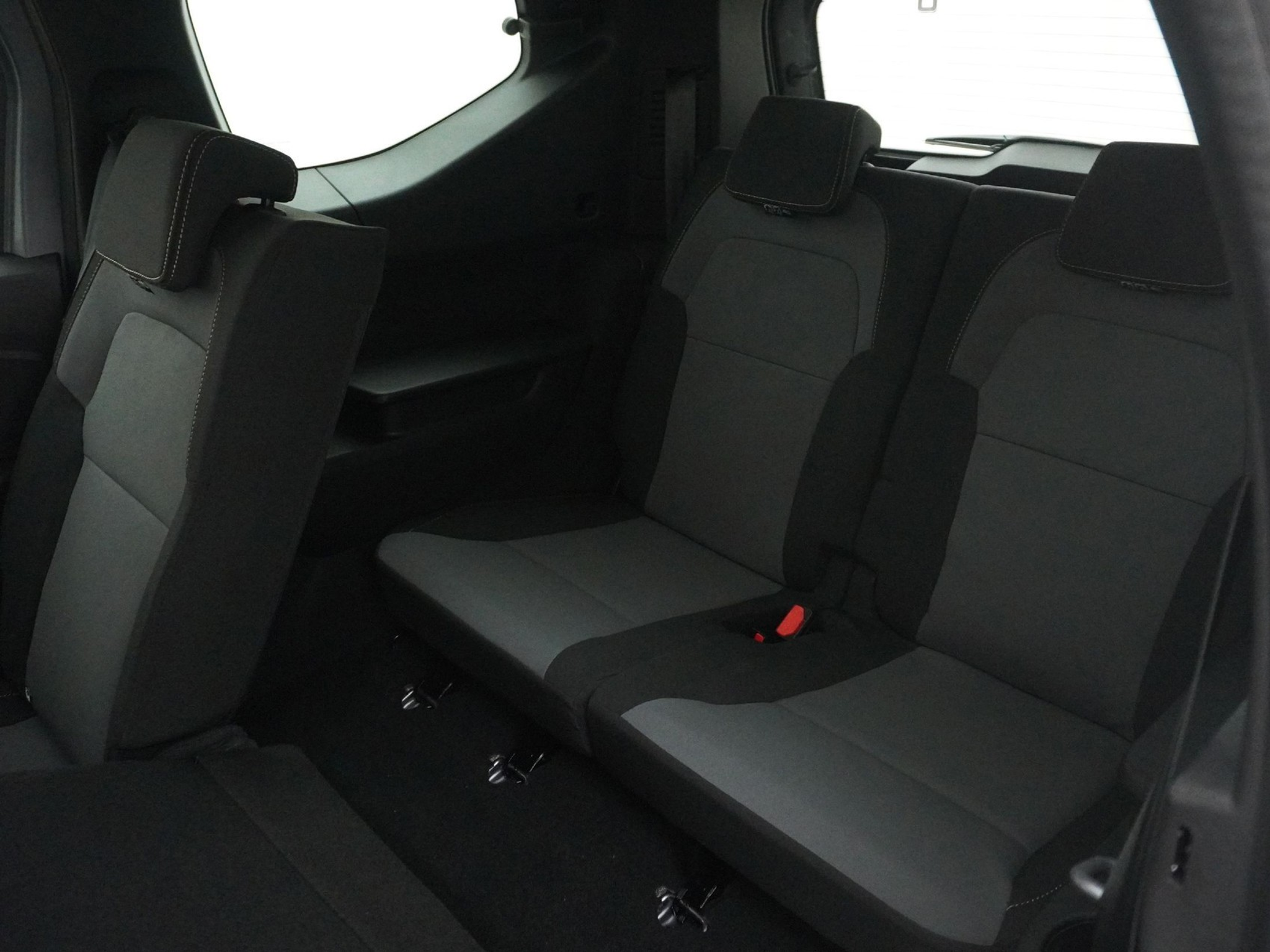 listing desktop thumbnail image 13