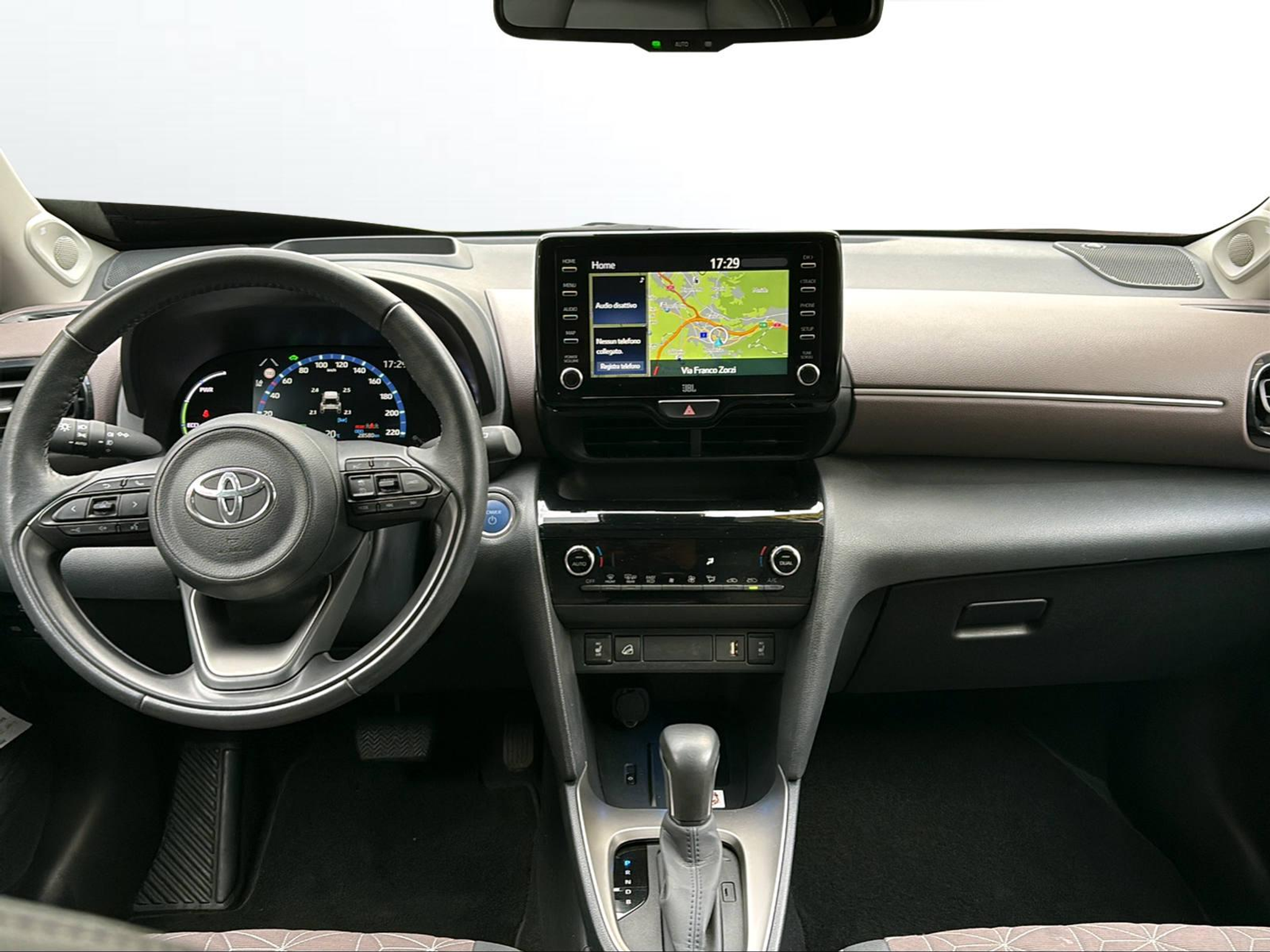 listing desktop thumbnail image 9