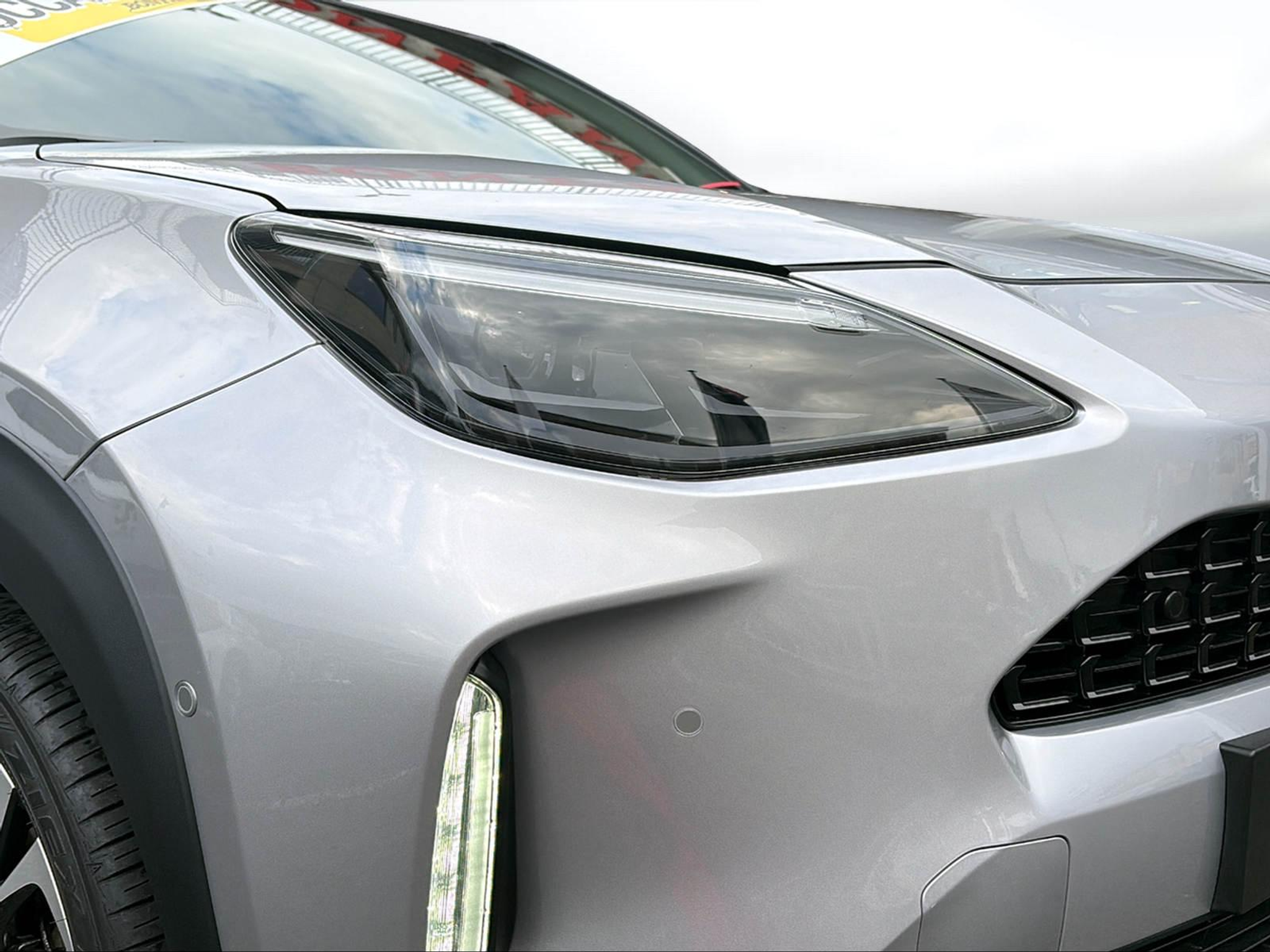 listing desktop thumbnail image 10