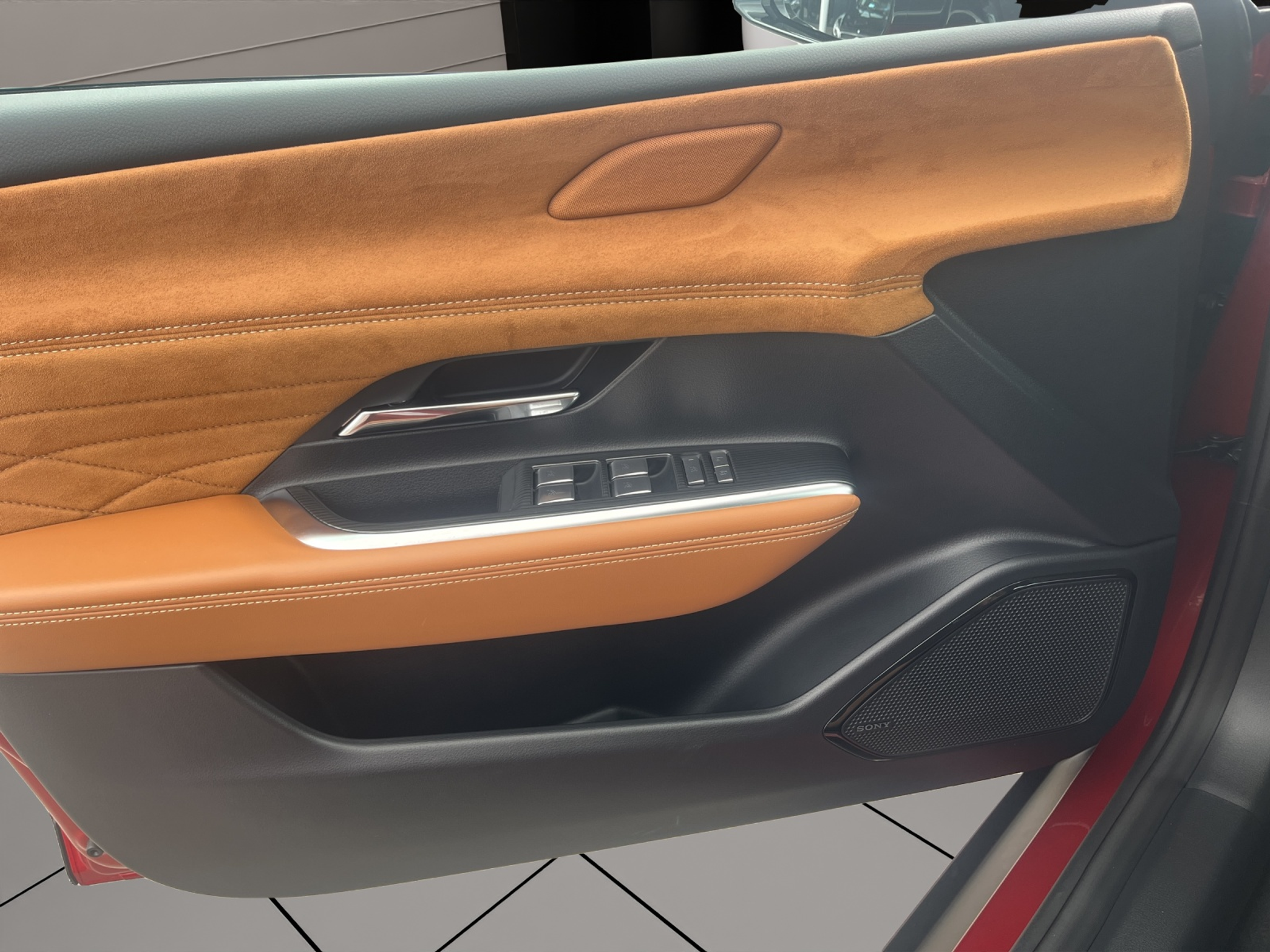 listing desktop thumbnail image 9