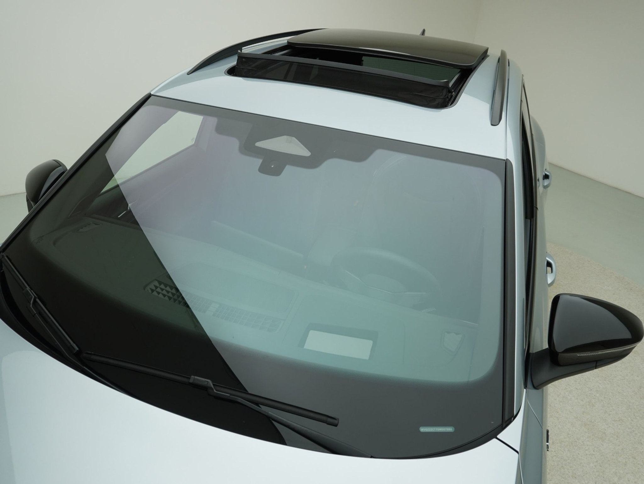 listing desktop thumbnail image 7