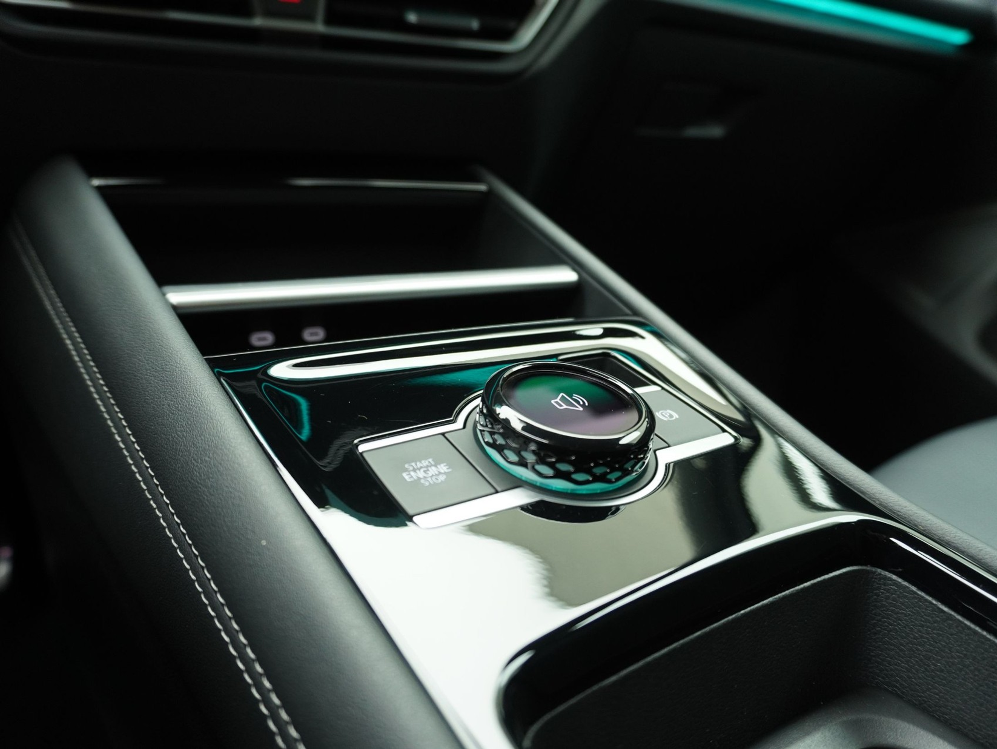 listing desktop thumbnail image 16