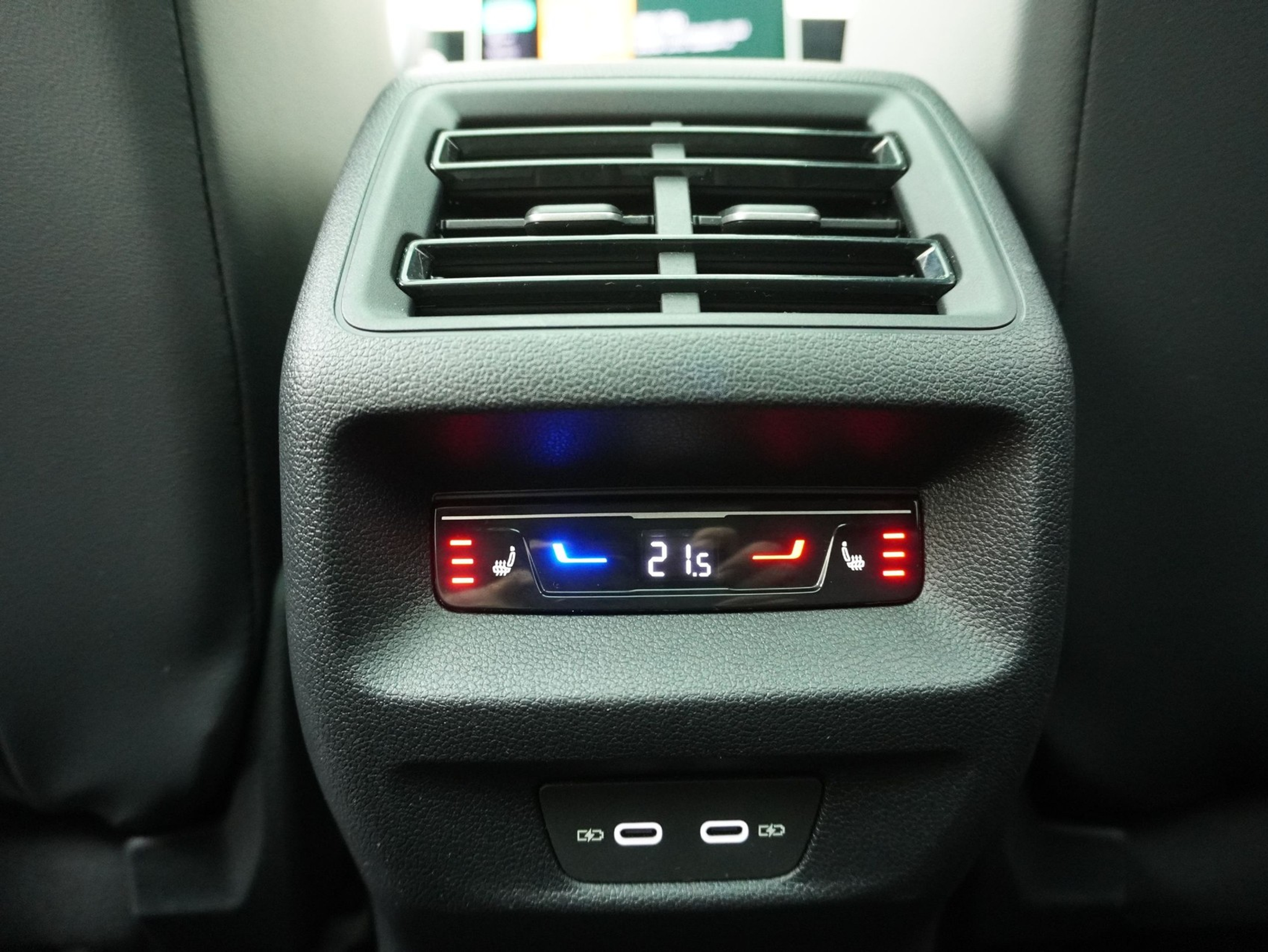 listing desktop thumbnail image 12