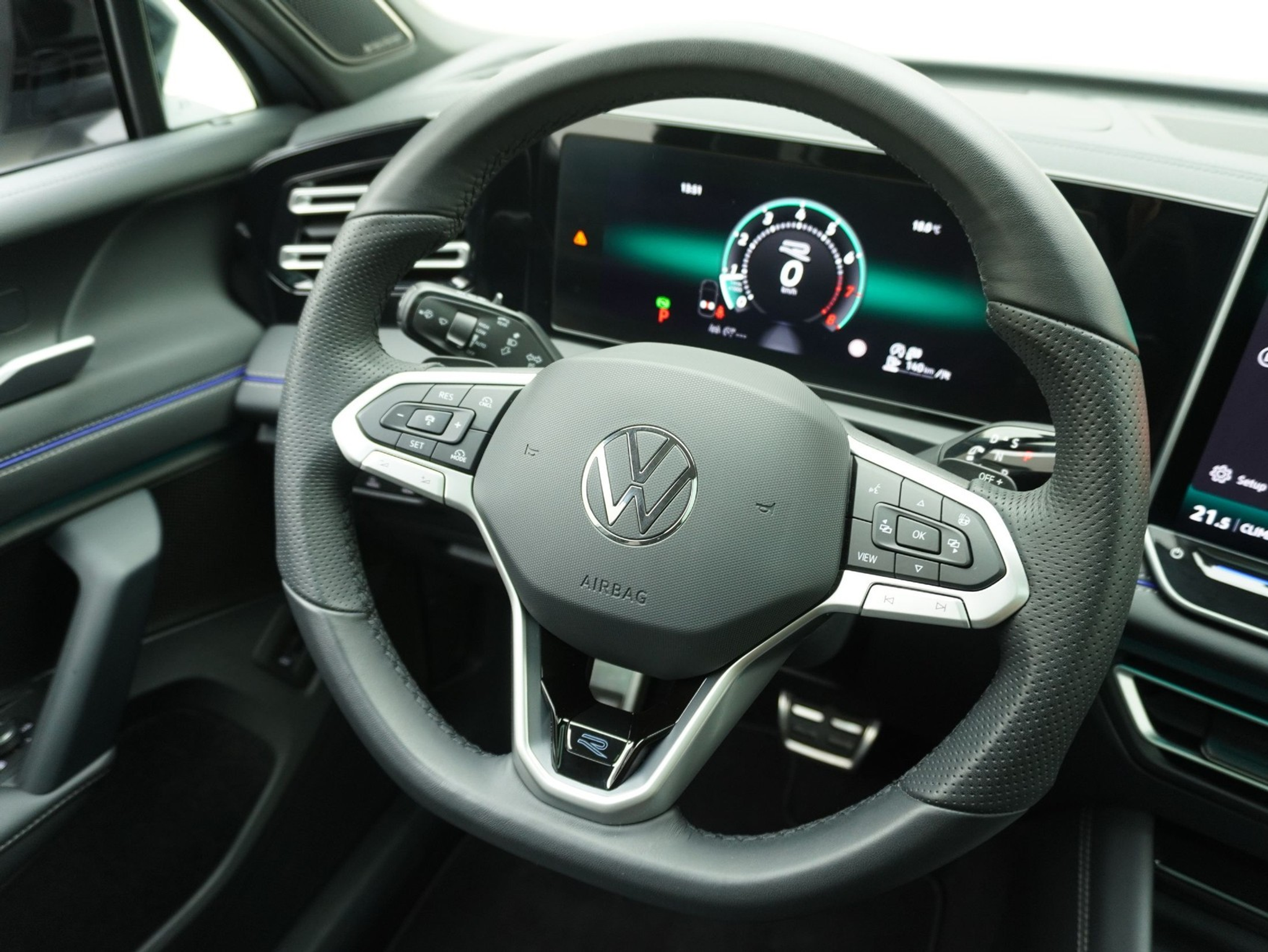 listing desktop thumbnail image 10