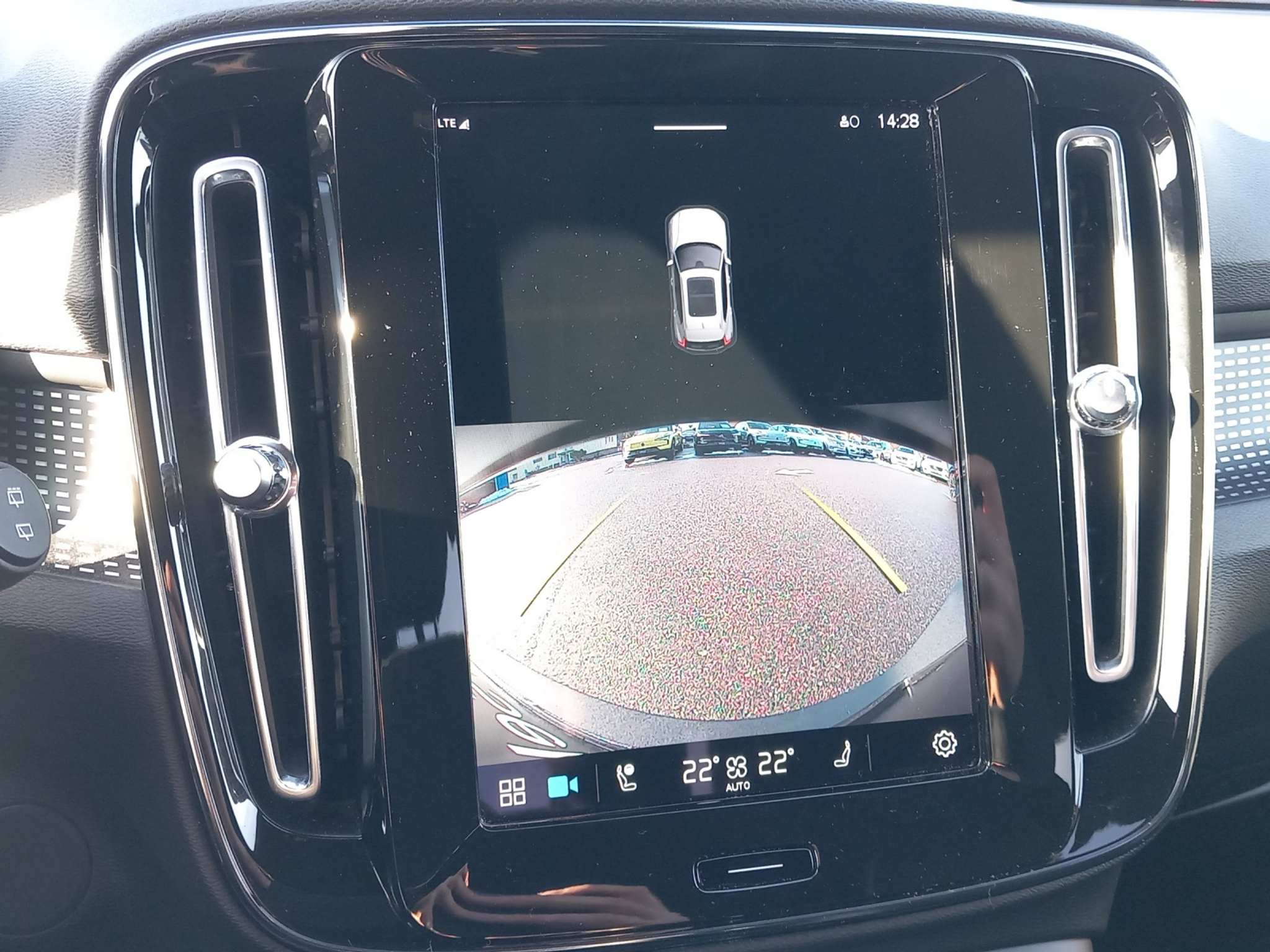 listing desktop thumbnail image 20