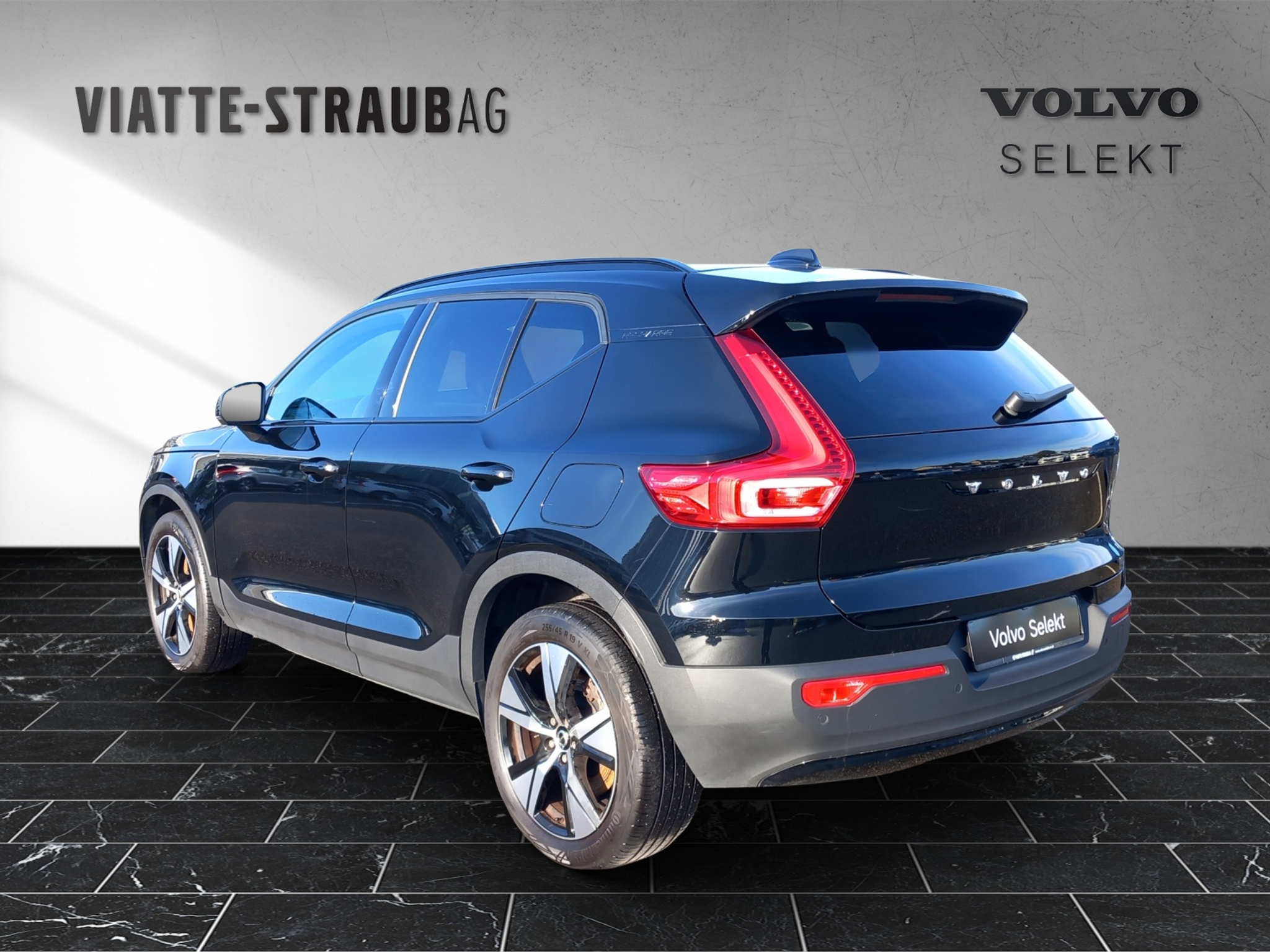 listing desktop thumbnail image 6