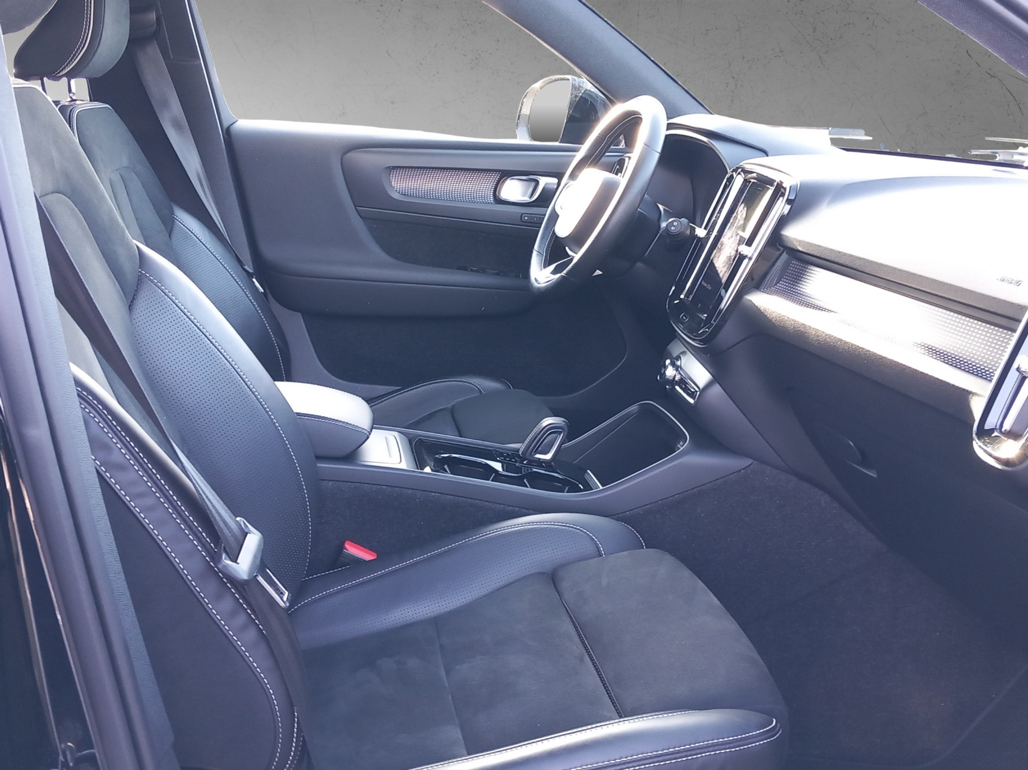 listing desktop thumbnail image 13