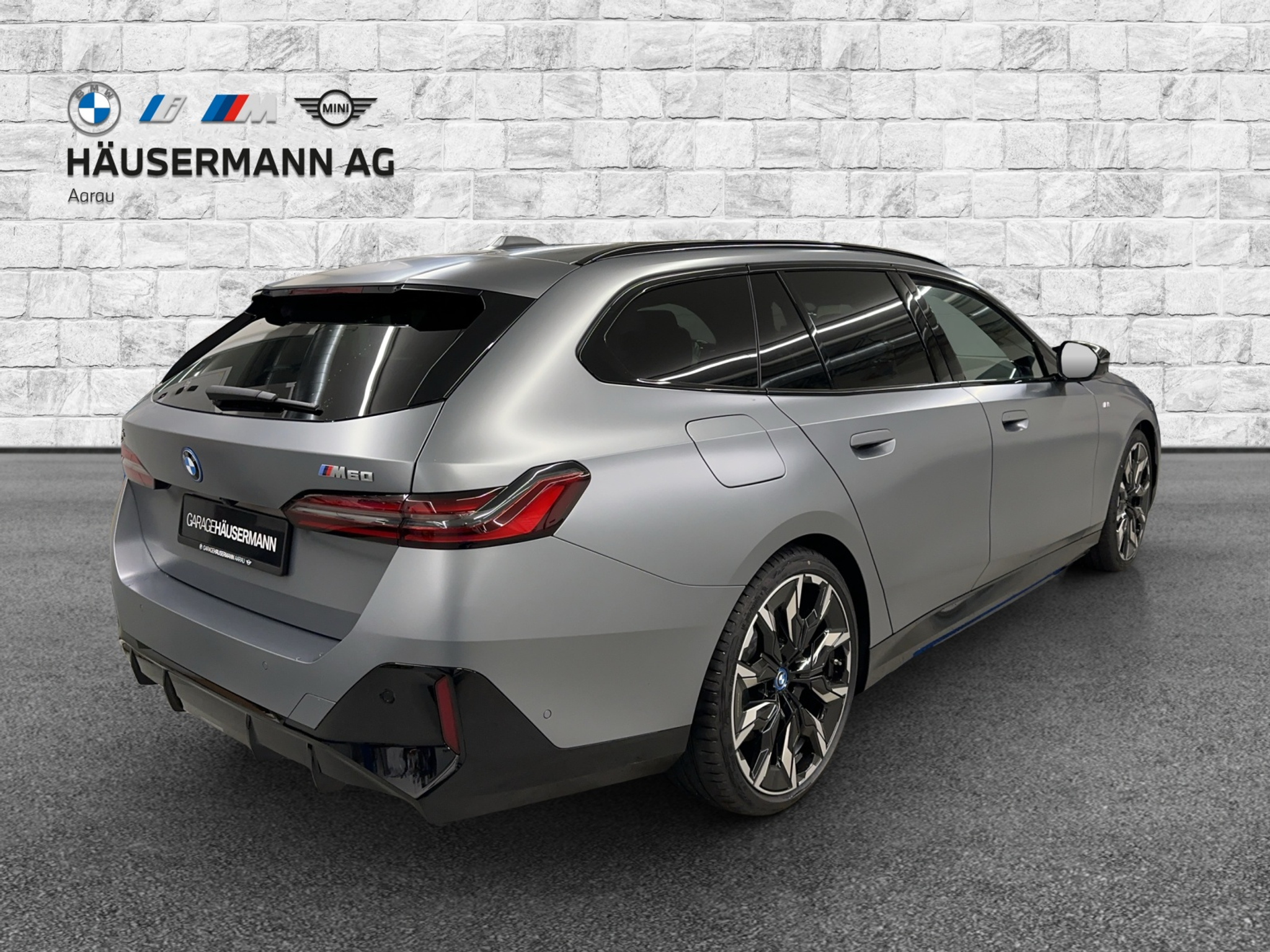 listing desktop thumbnail image 4