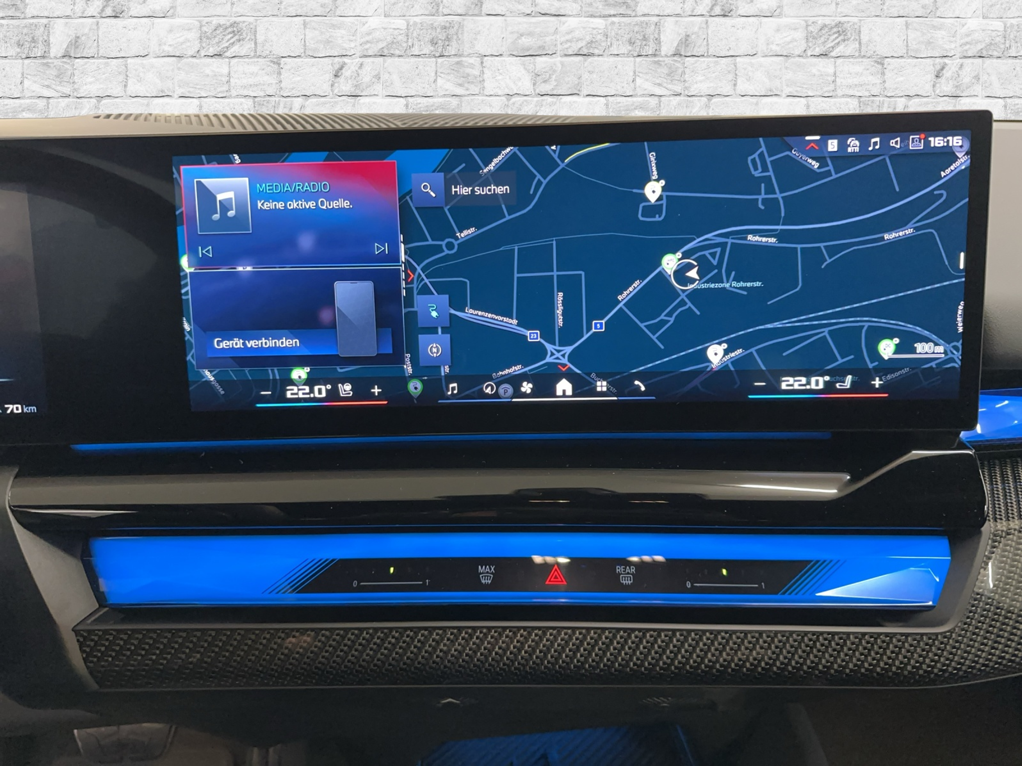 listing desktop thumbnail image 17