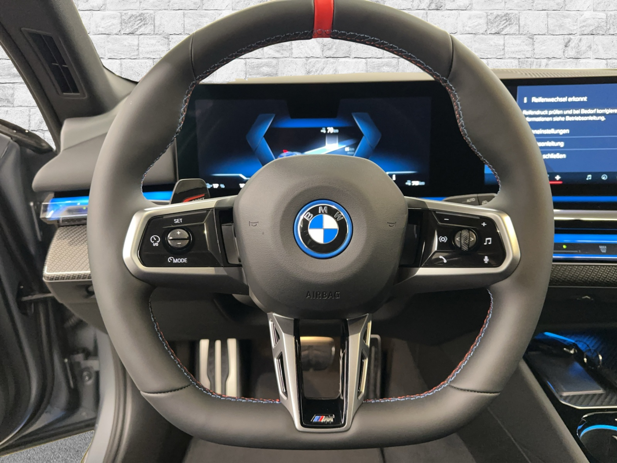 listing desktop thumbnail image 12