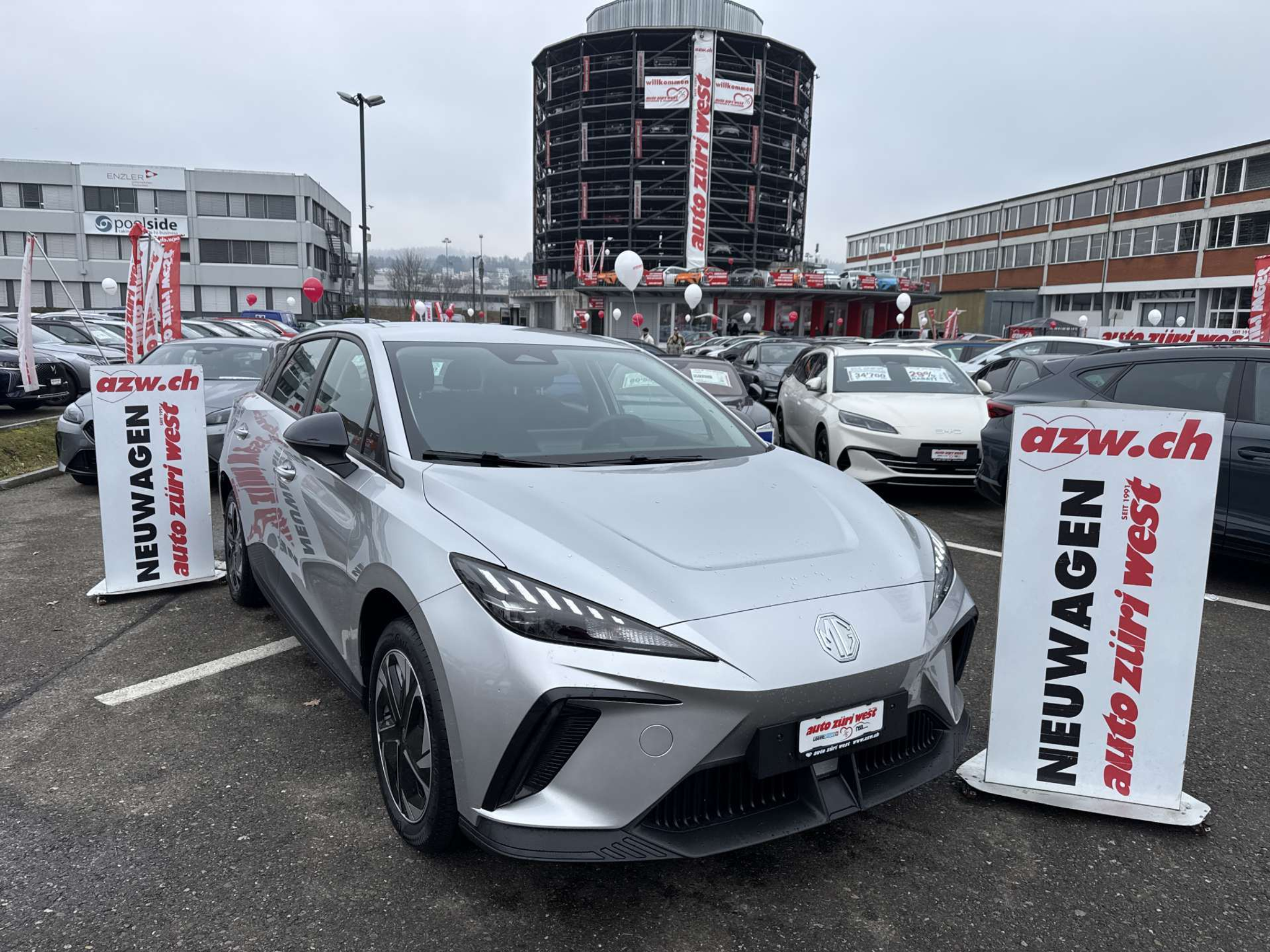 listing desktop thumbnail image 0