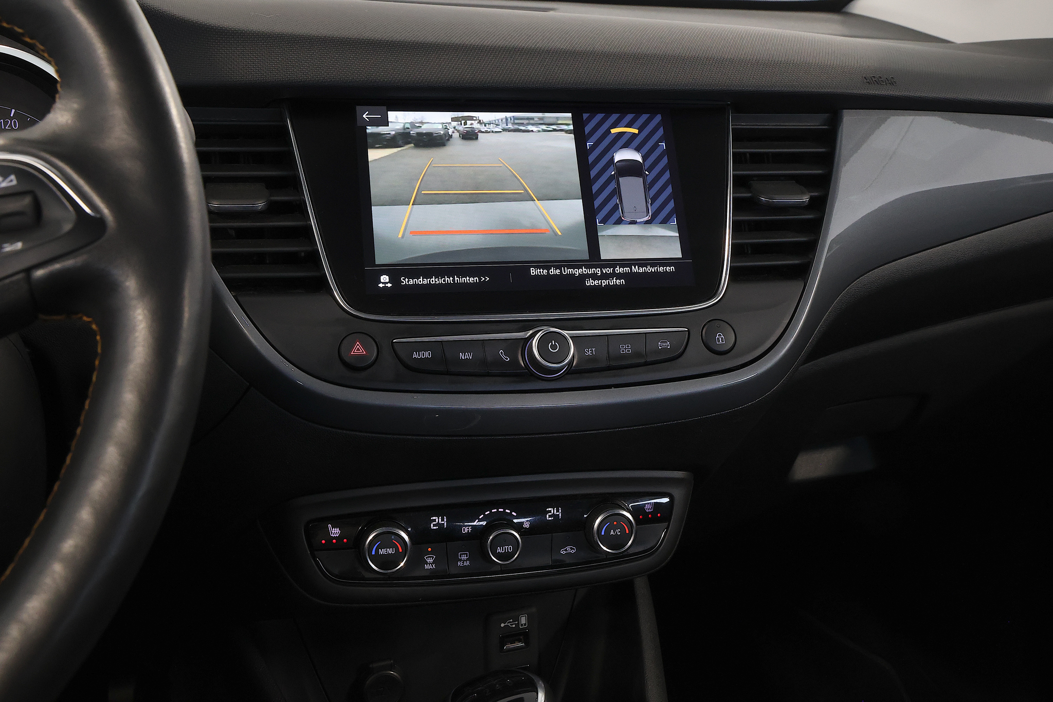 listing desktop thumbnail image 15