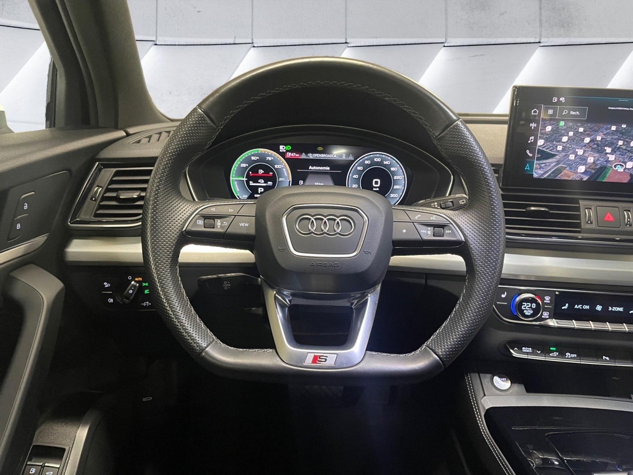 listing desktop thumbnail image 12