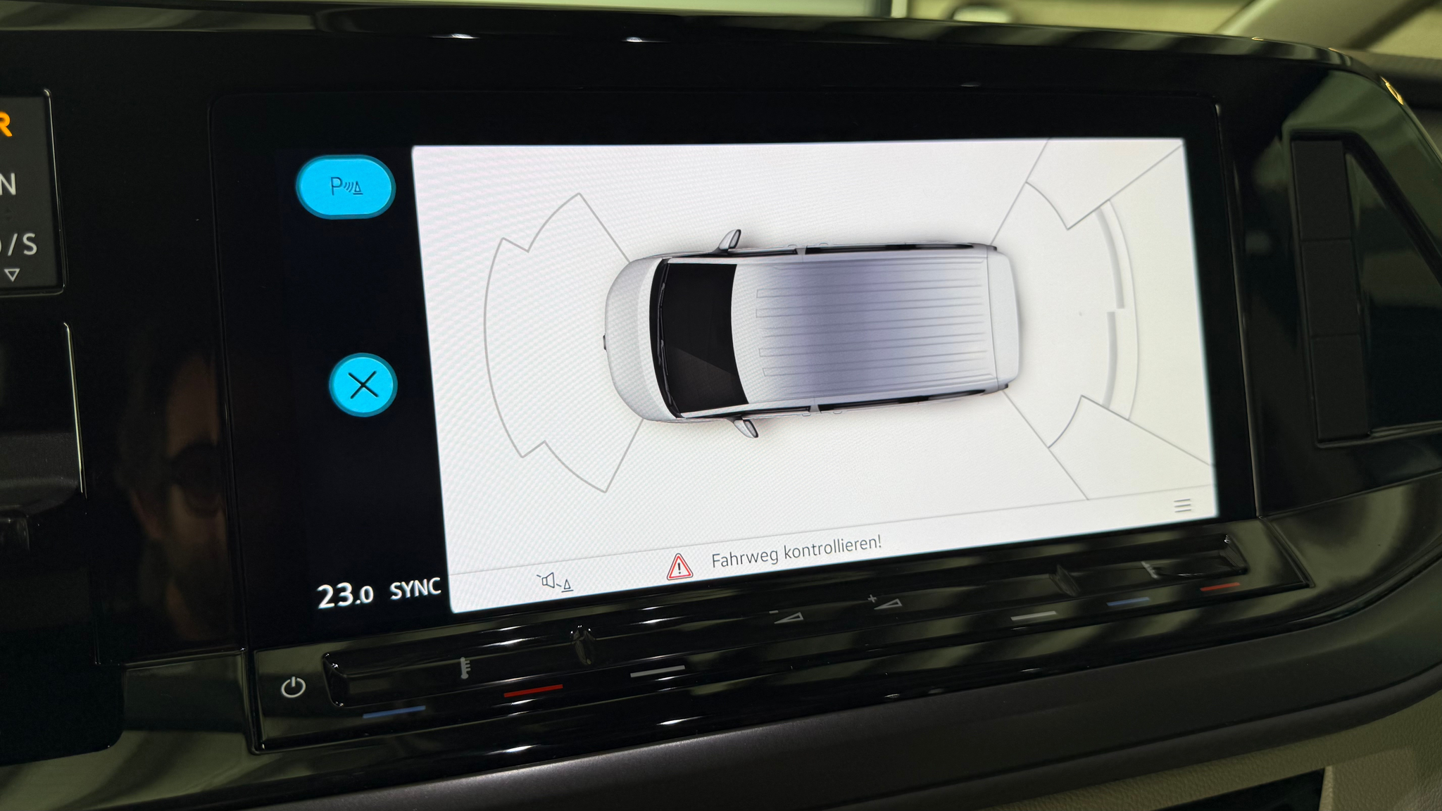 listing desktop thumbnail image 12