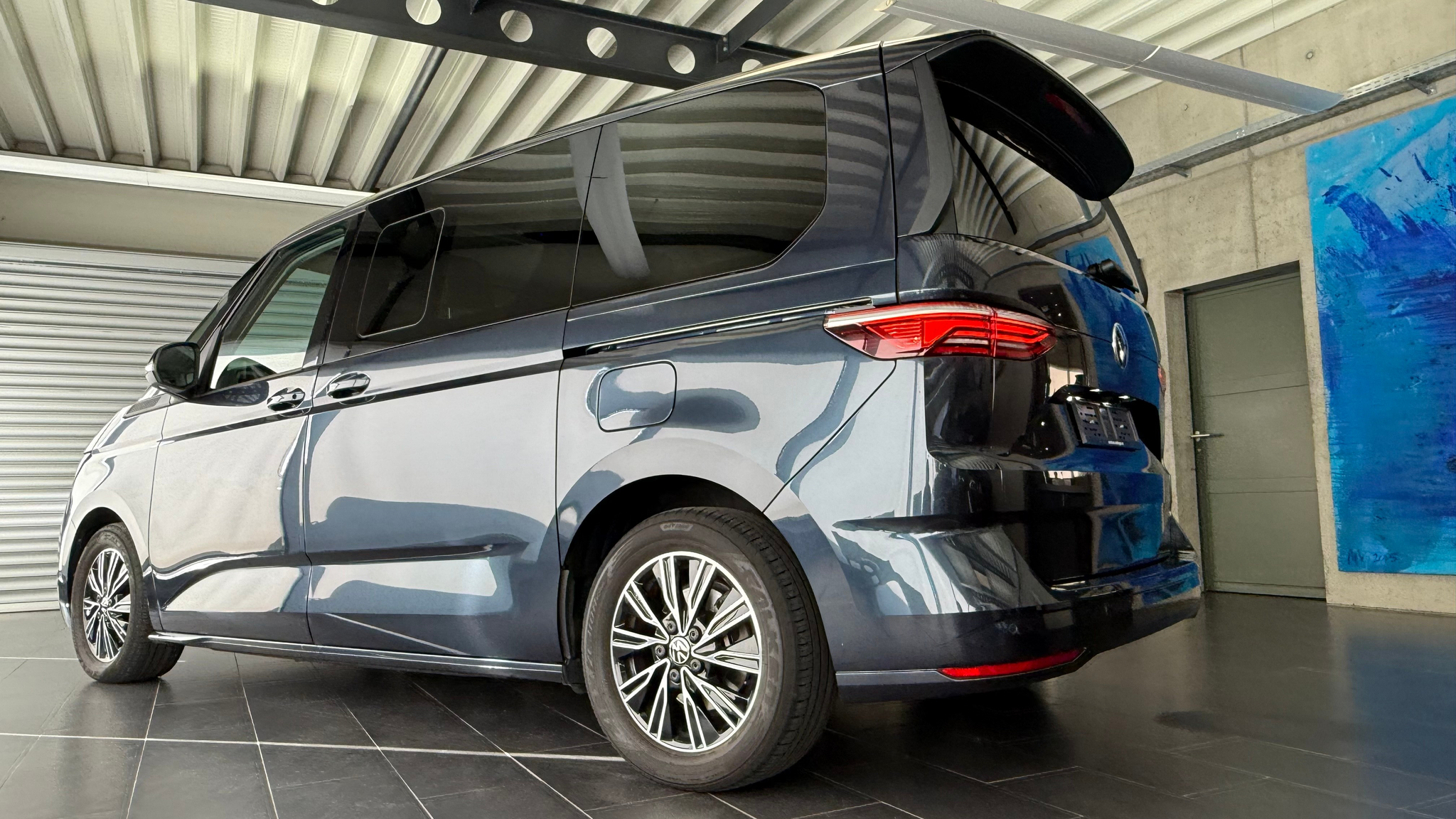 listing desktop thumbnail image 10