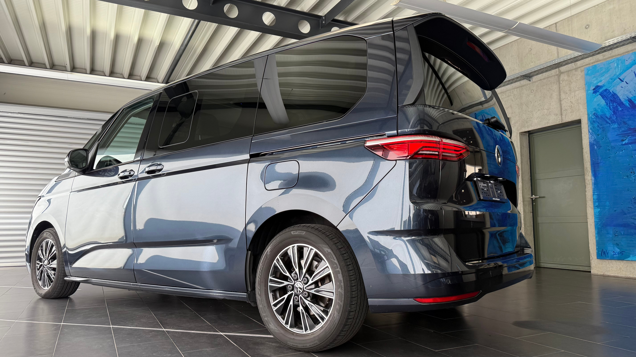 listing desktop thumbnail image 9