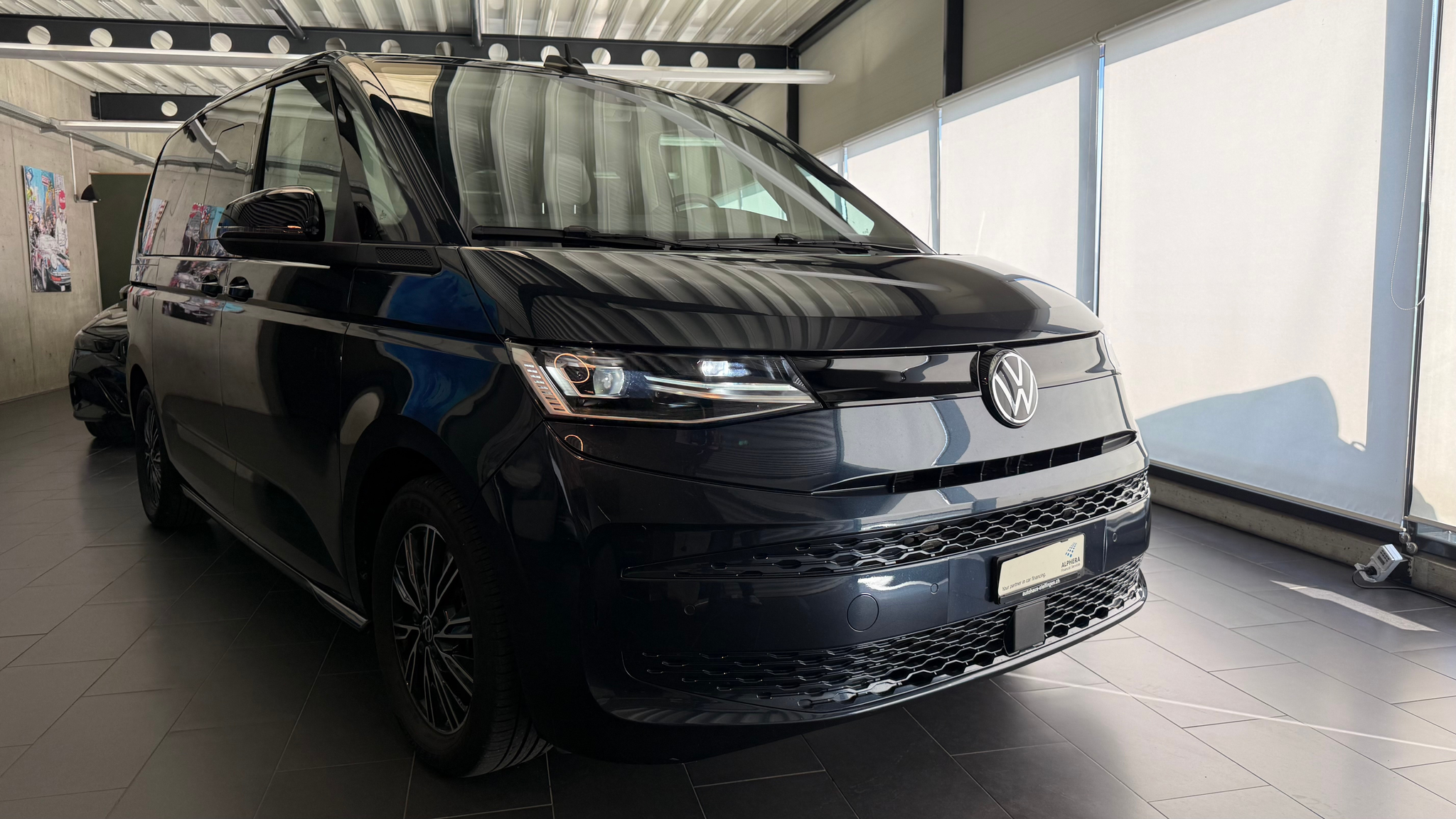 listing desktop thumbnail image 24