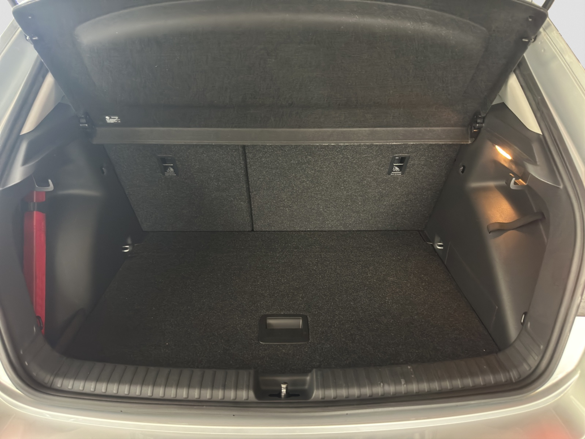 listing desktop thumbnail image 9