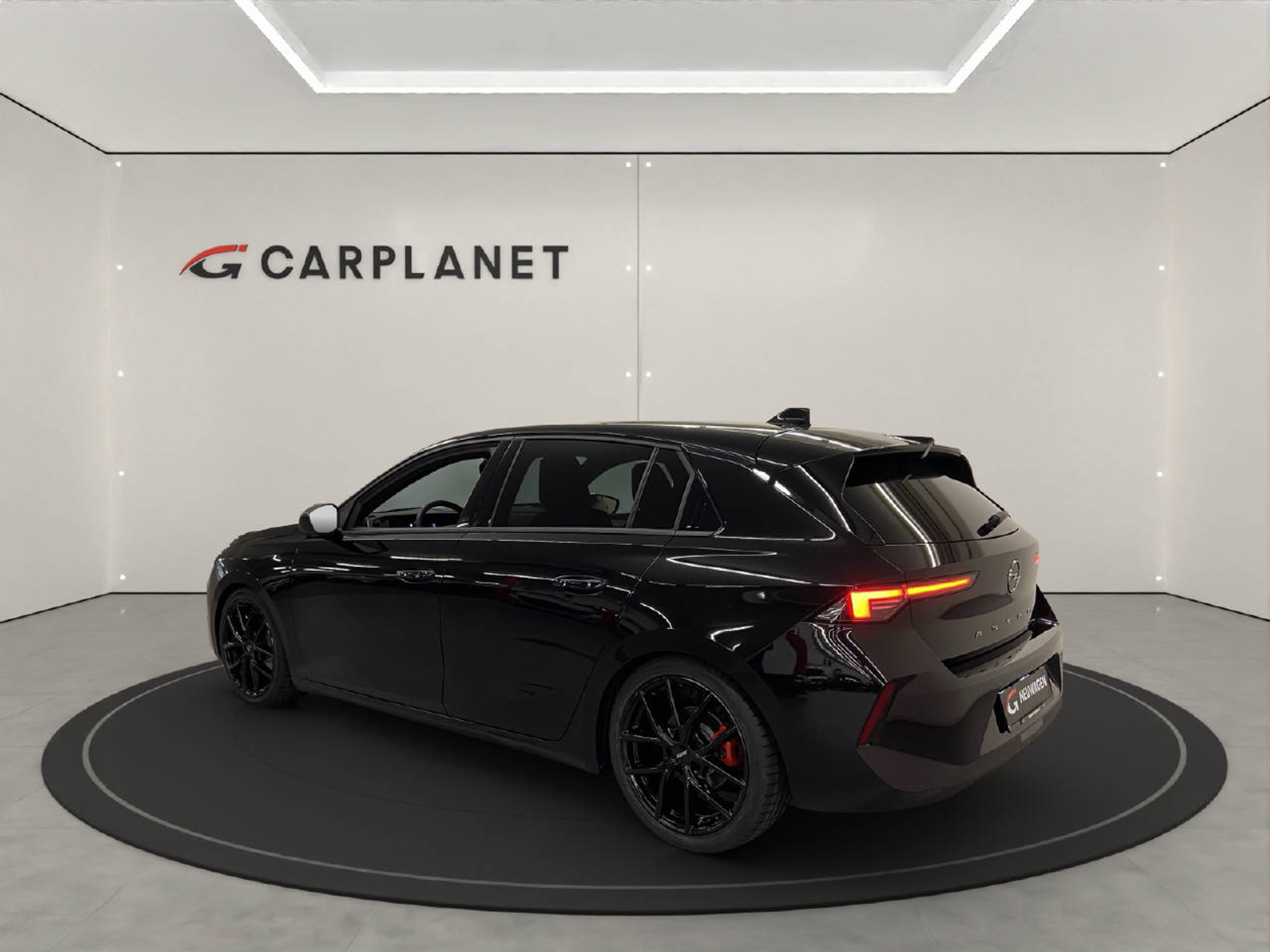 listing desktop thumbnail image 2