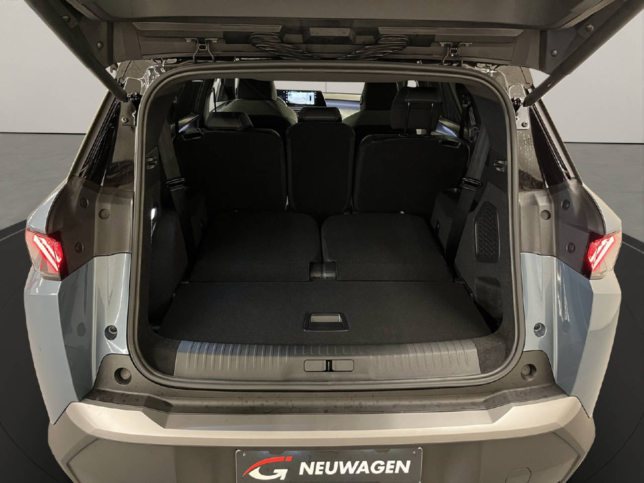 listing desktop thumbnail image 12