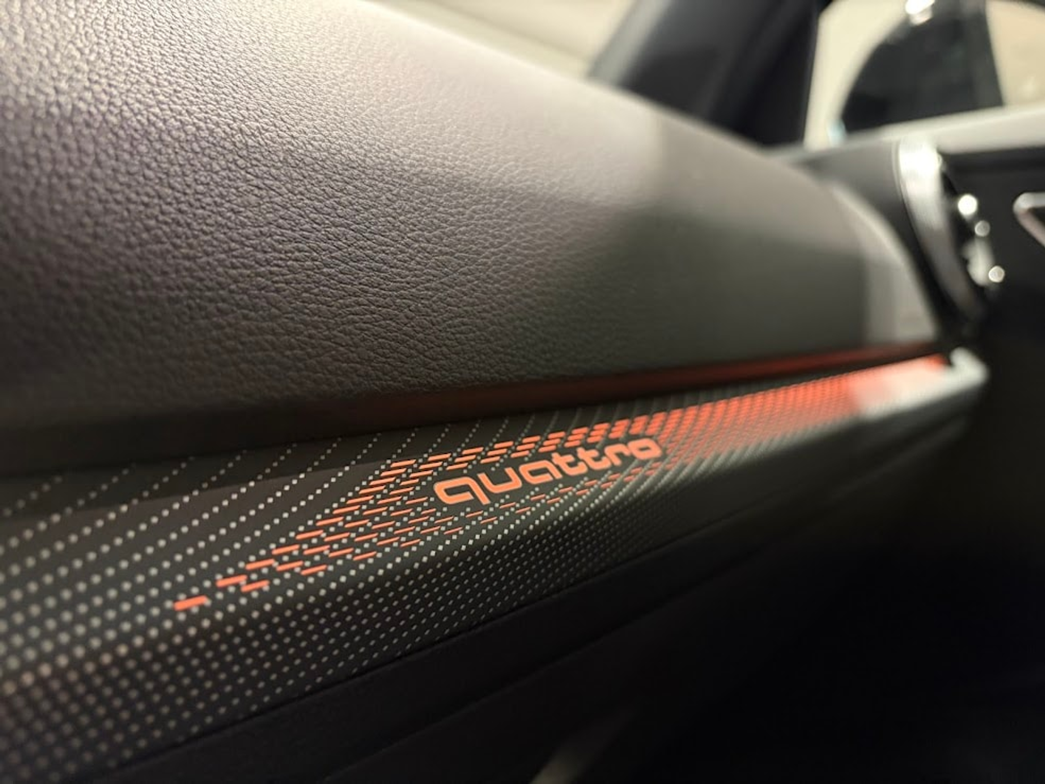 listing desktop thumbnail image 10