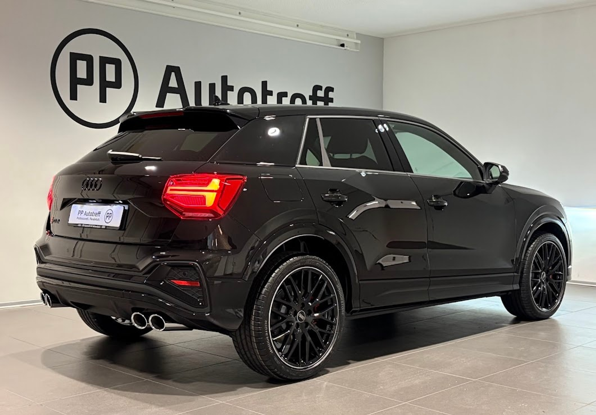 listing desktop thumbnail image 13