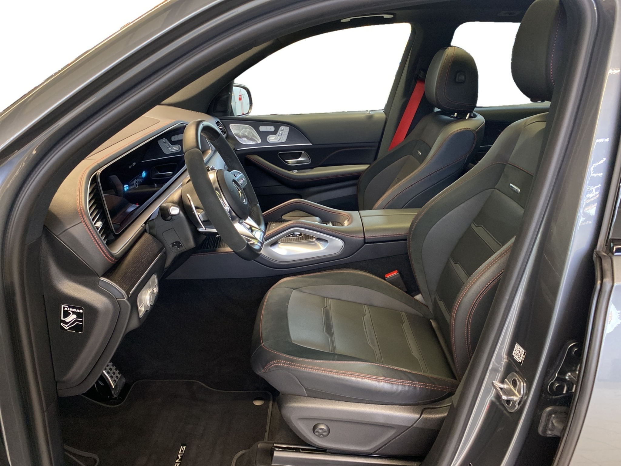 listing desktop thumbnail image 6