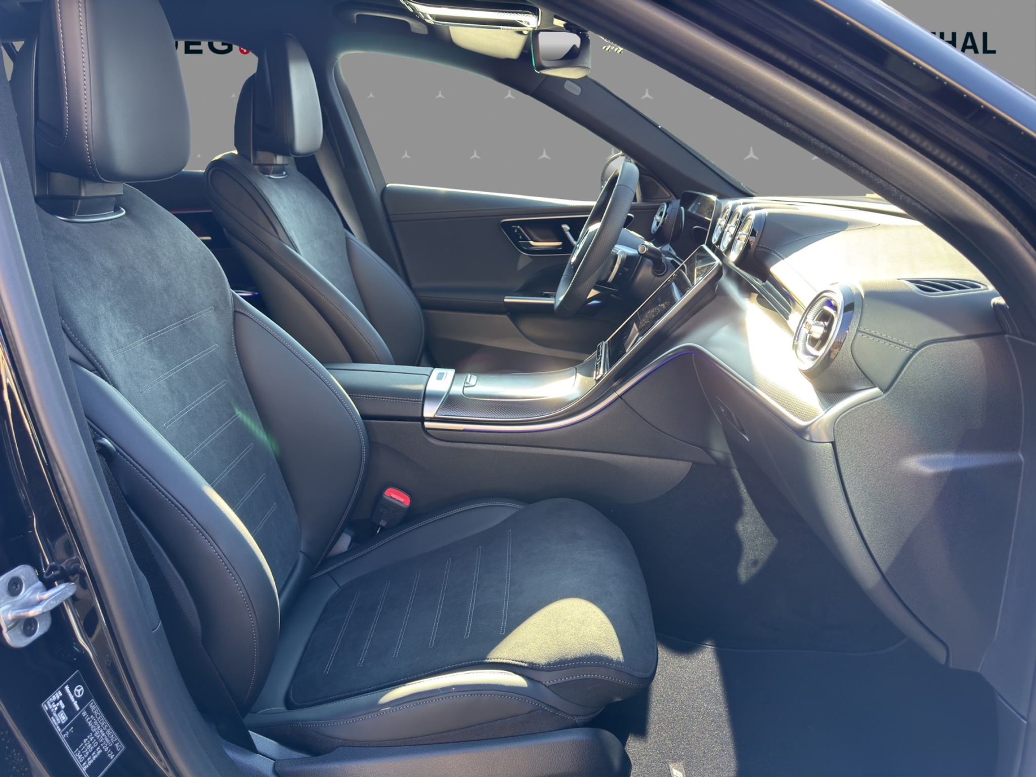 listing desktop thumbnail image 14