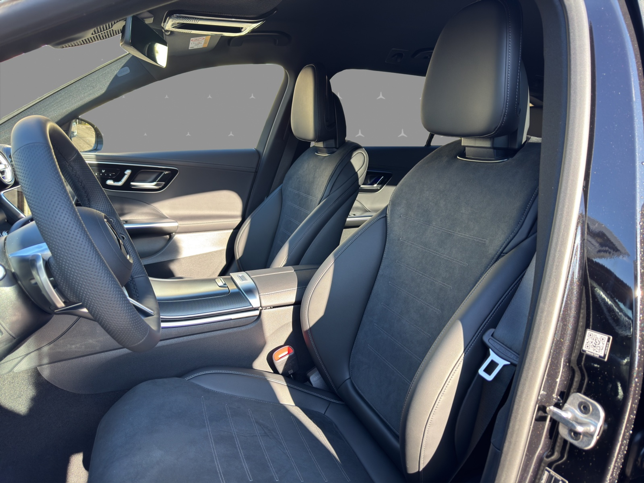 listing desktop thumbnail image 8