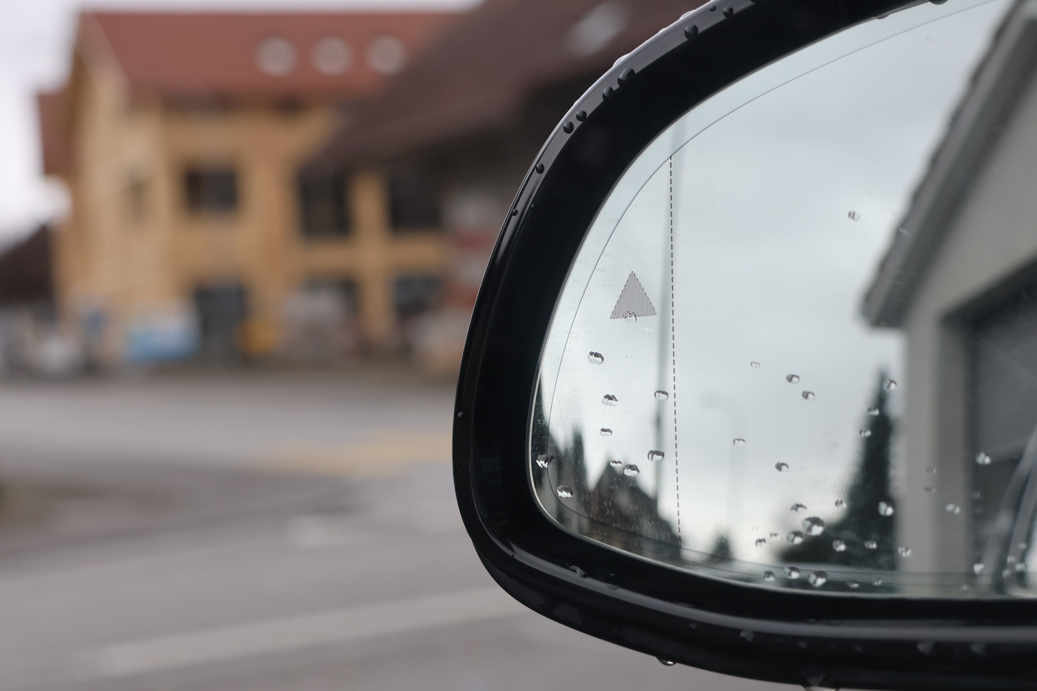 listing desktop thumbnail image 24