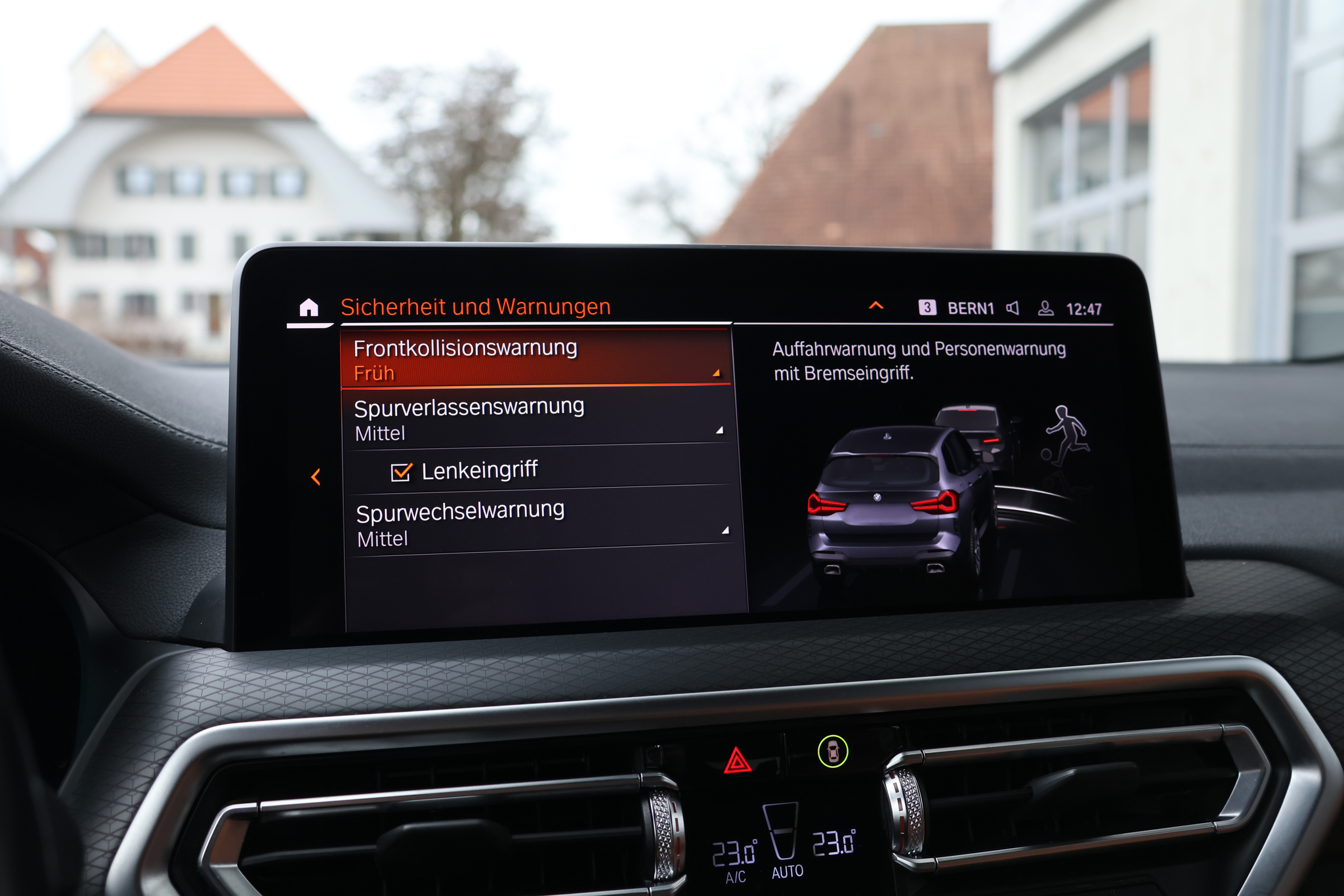 listing desktop thumbnail image 23