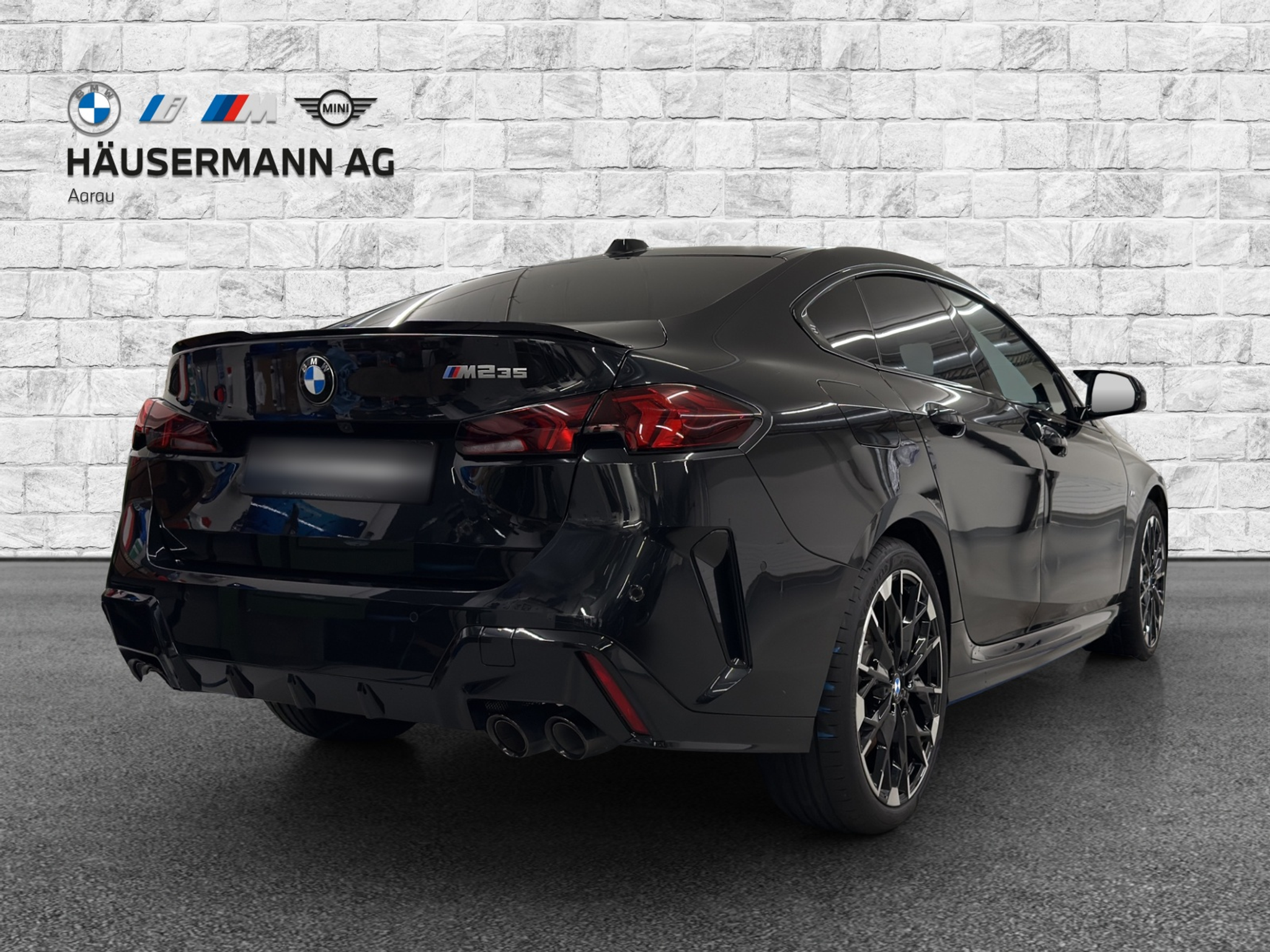 listing desktop thumbnail image 4