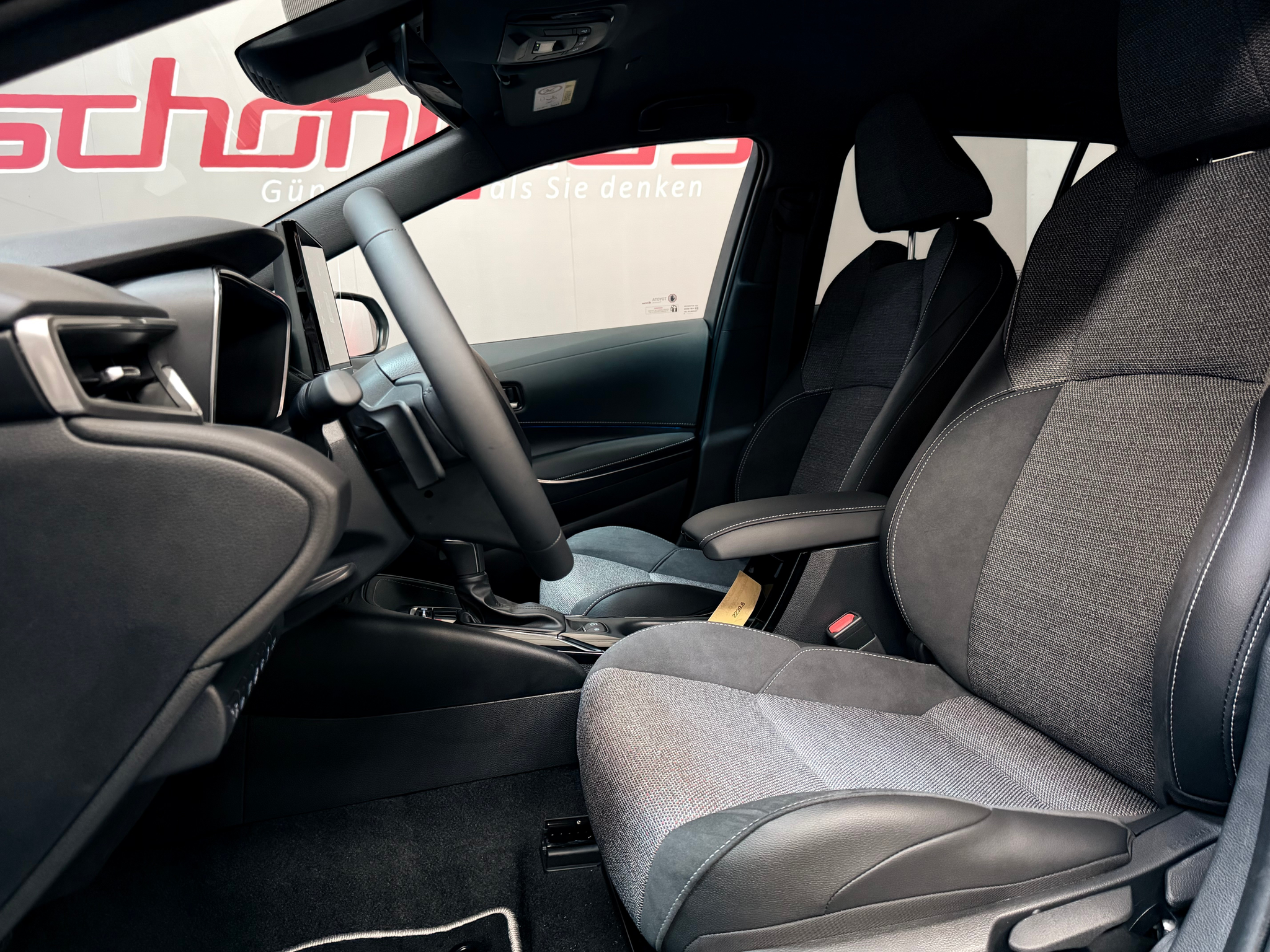 listing desktop thumbnail image 13