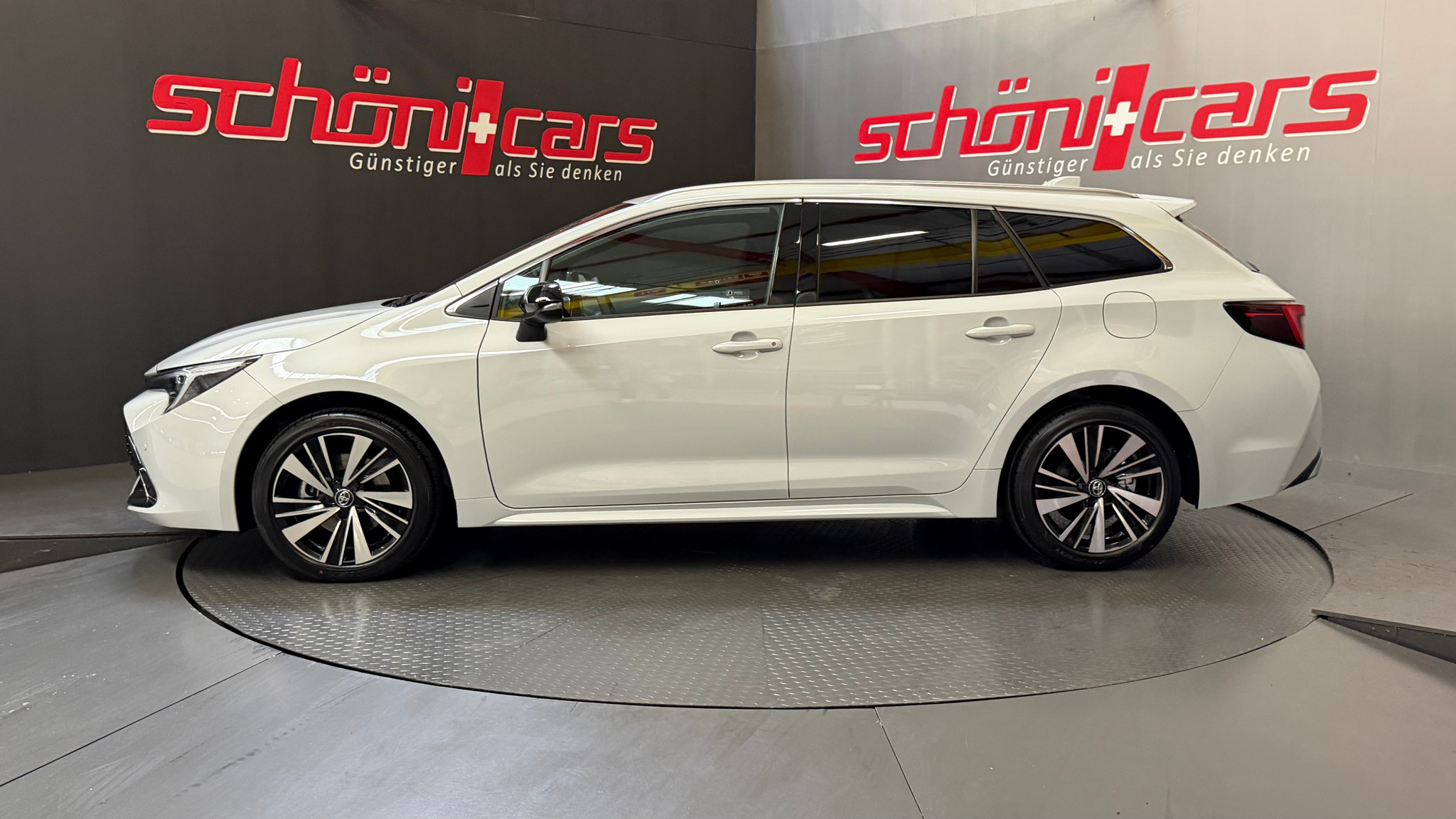 listing desktop thumbnail image 2