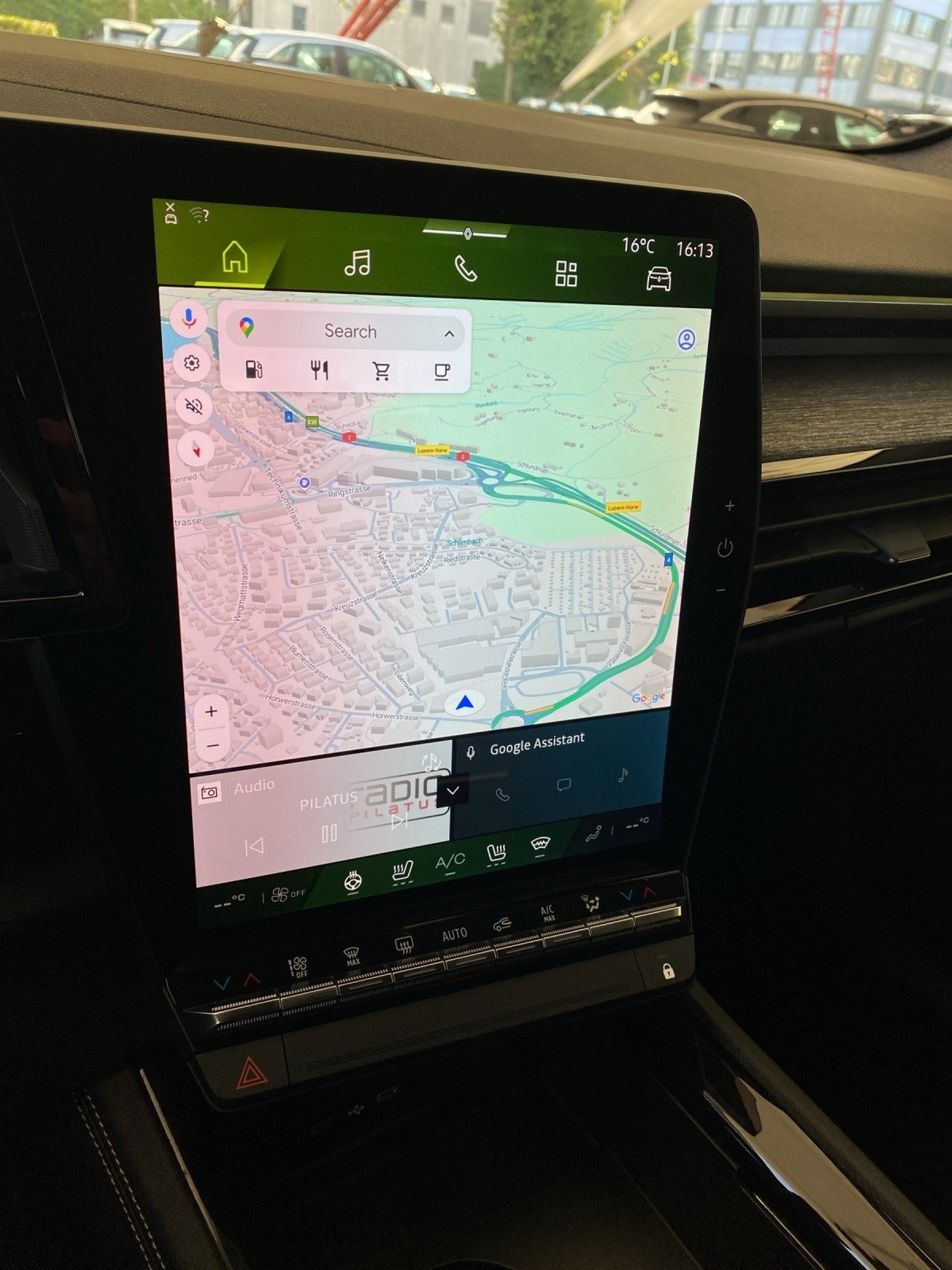 listing desktop thumbnail image 10