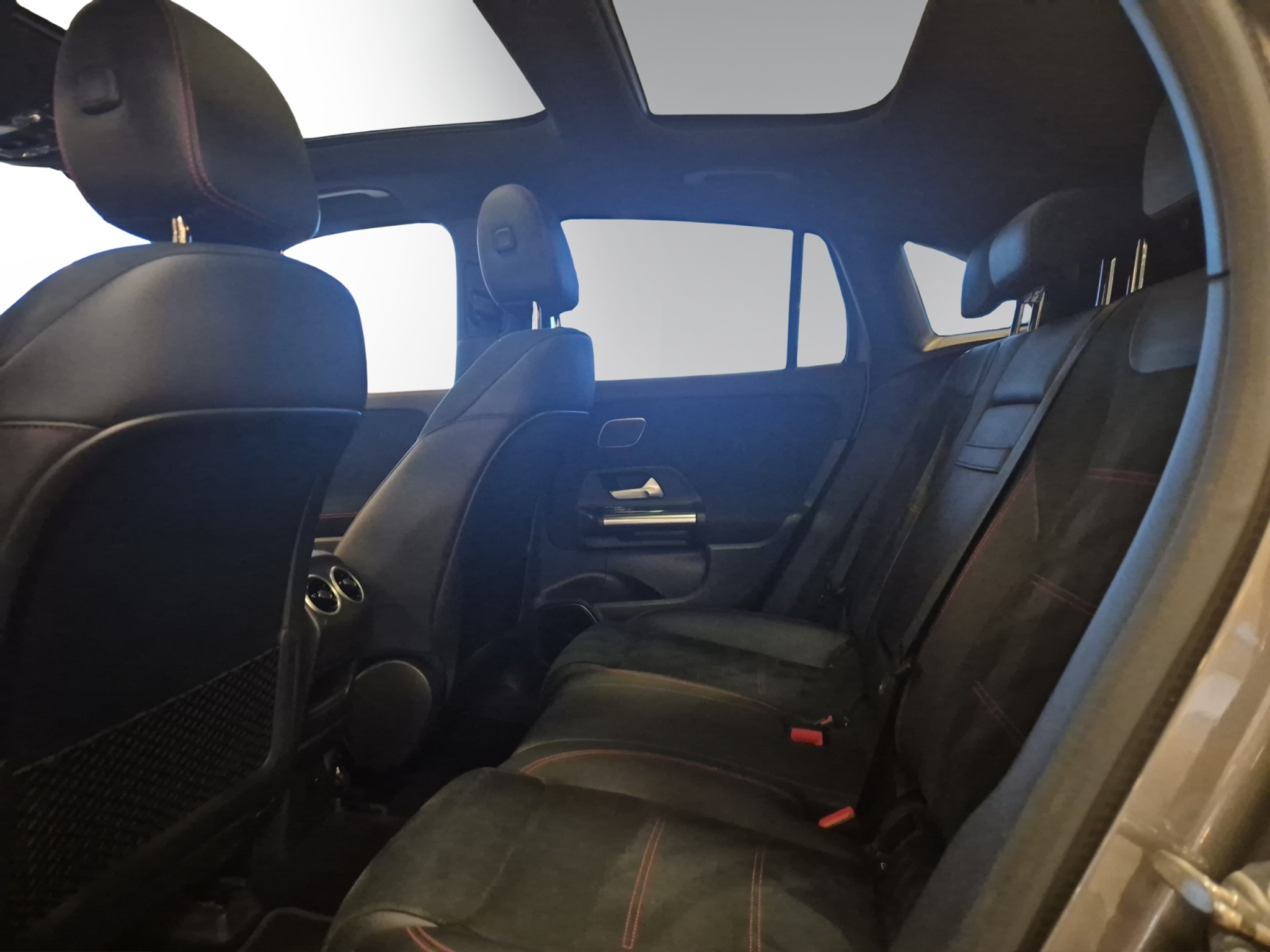 listing desktop thumbnail image 10