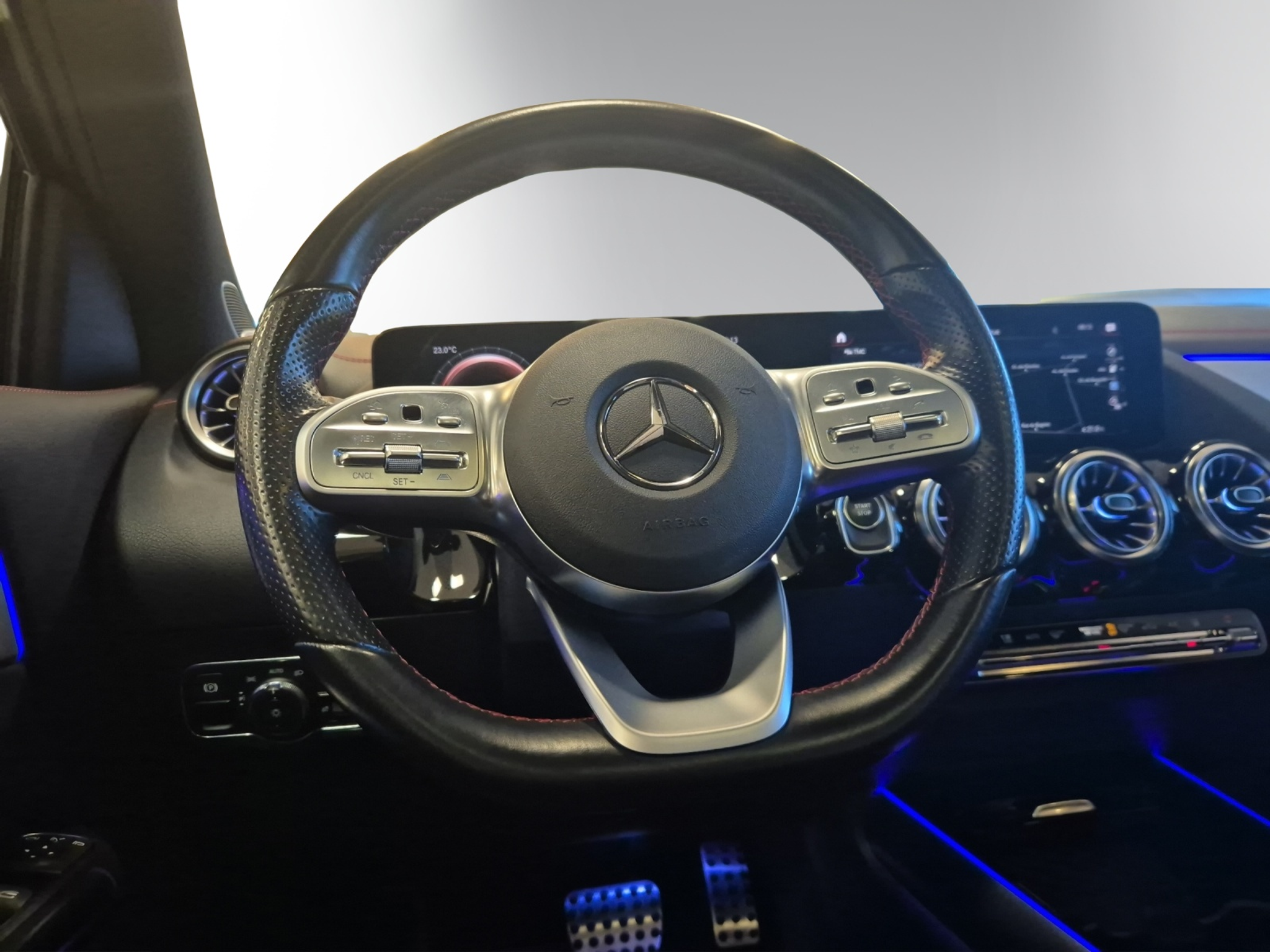 listing desktop thumbnail image 13