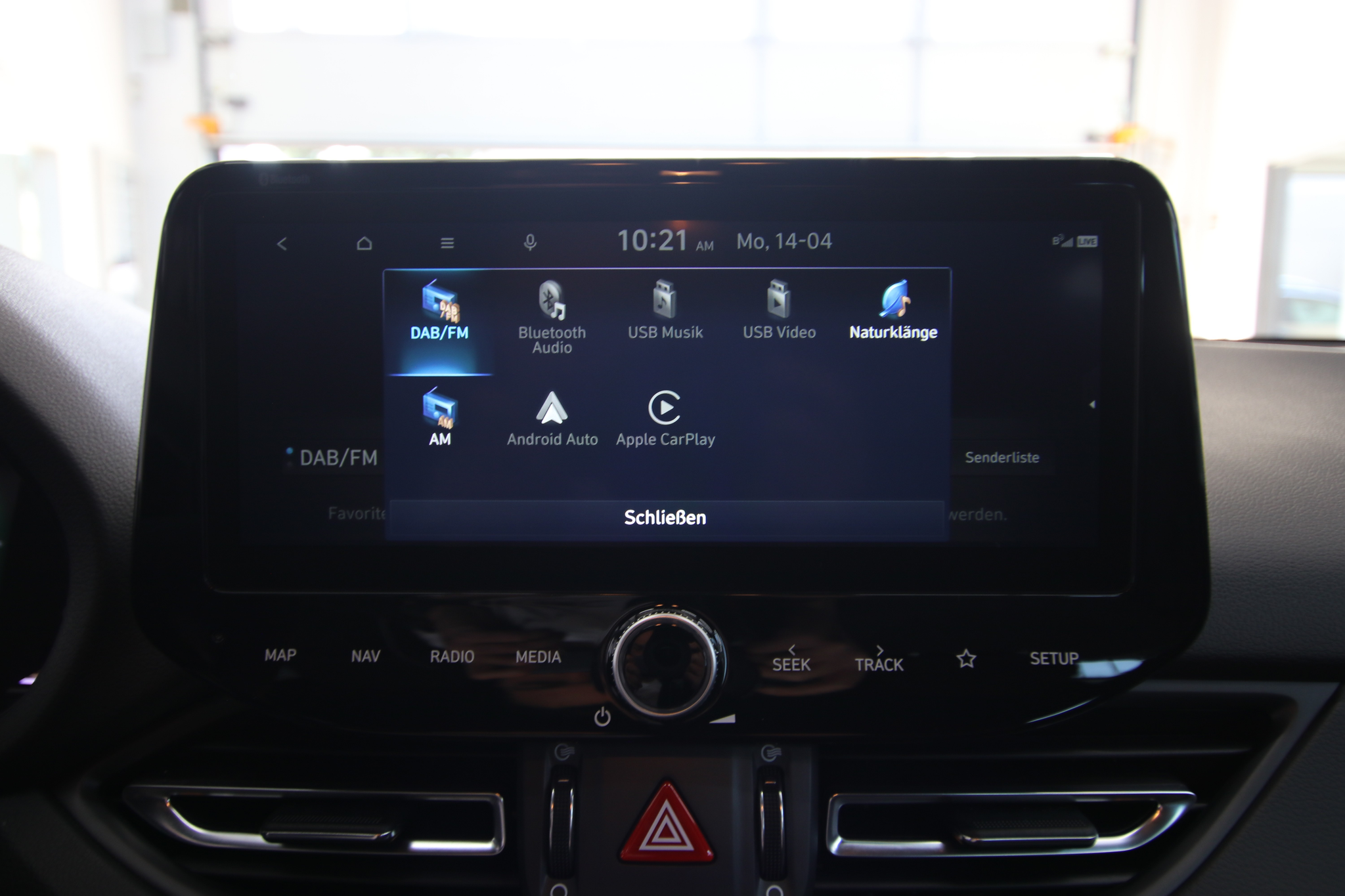 listing desktop thumbnail image 18