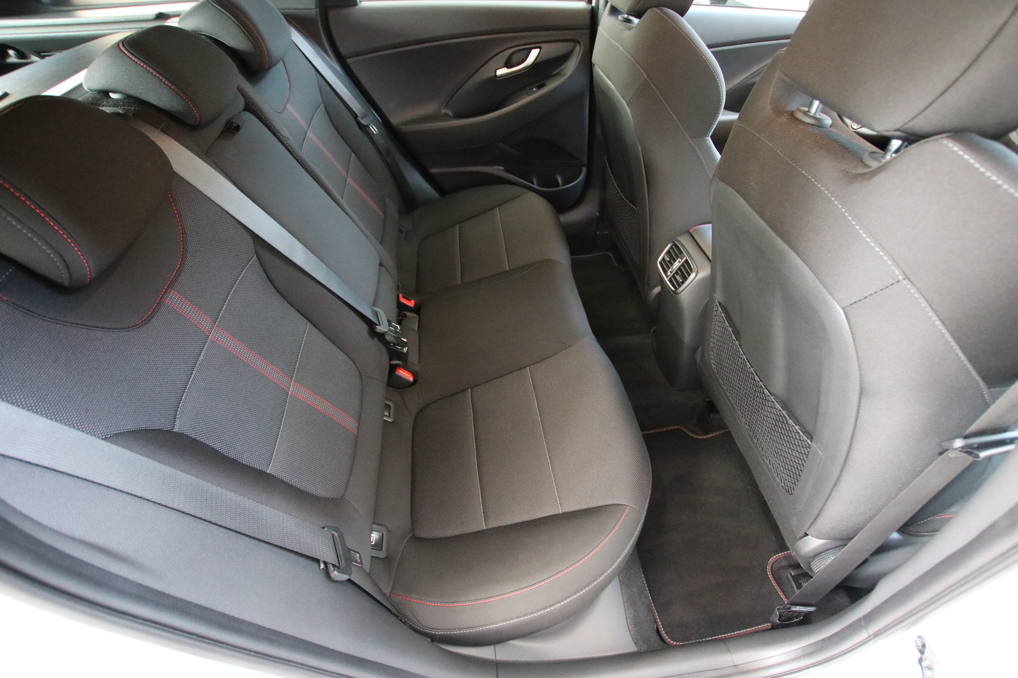 listing desktop thumbnail image 13