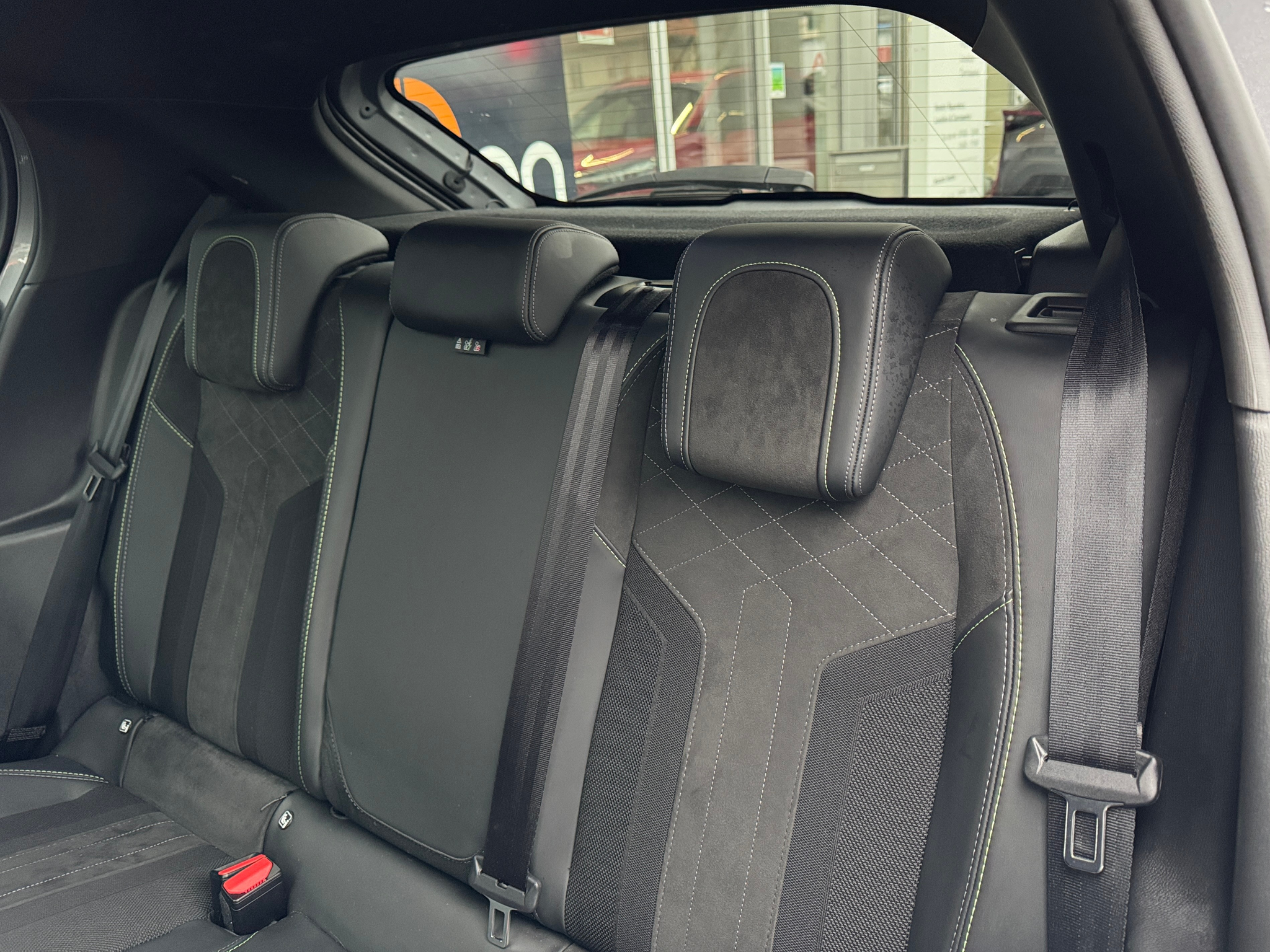 listing desktop thumbnail image 10